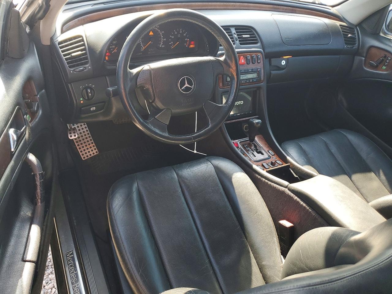 1999 Mercedes-benz Clk 320 Silver vin: WDBLK65G9XT017497