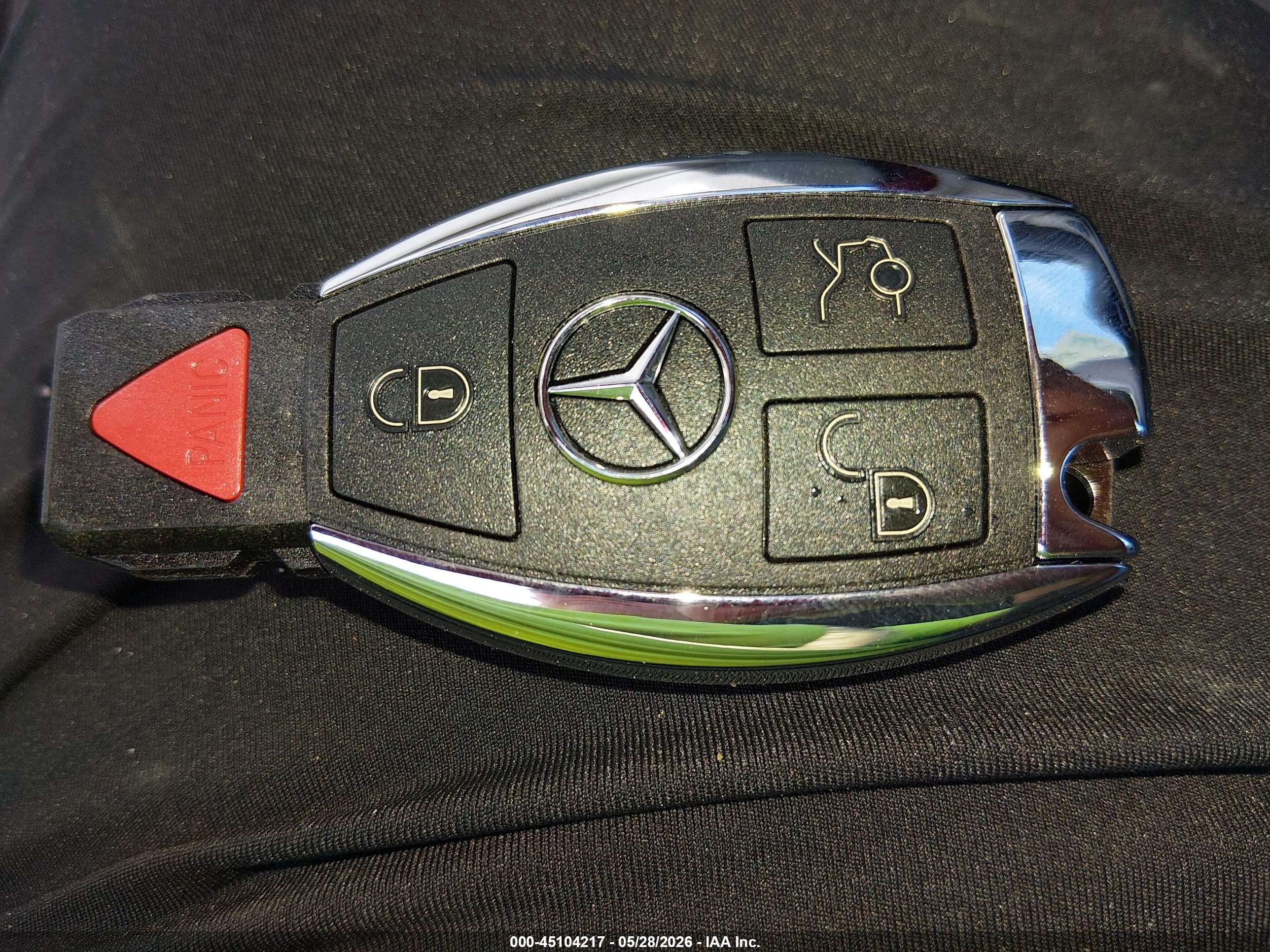 1999 Mercedes-benz Clk 320   Red vin: WDBLK65G9XT018908