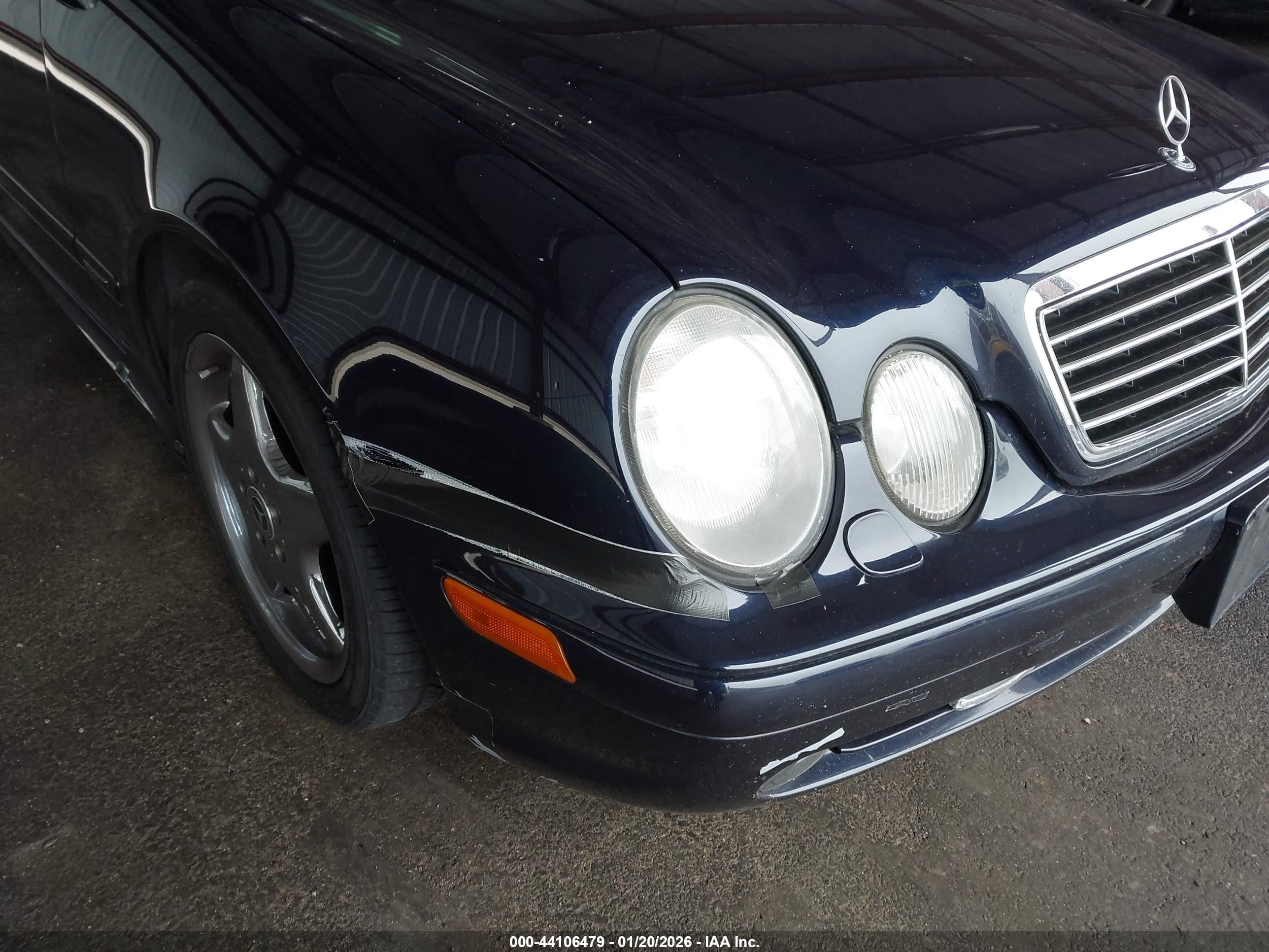 2002 Mercedes-benz Clk 320   Blue vin: WDBLK65GX2T112613