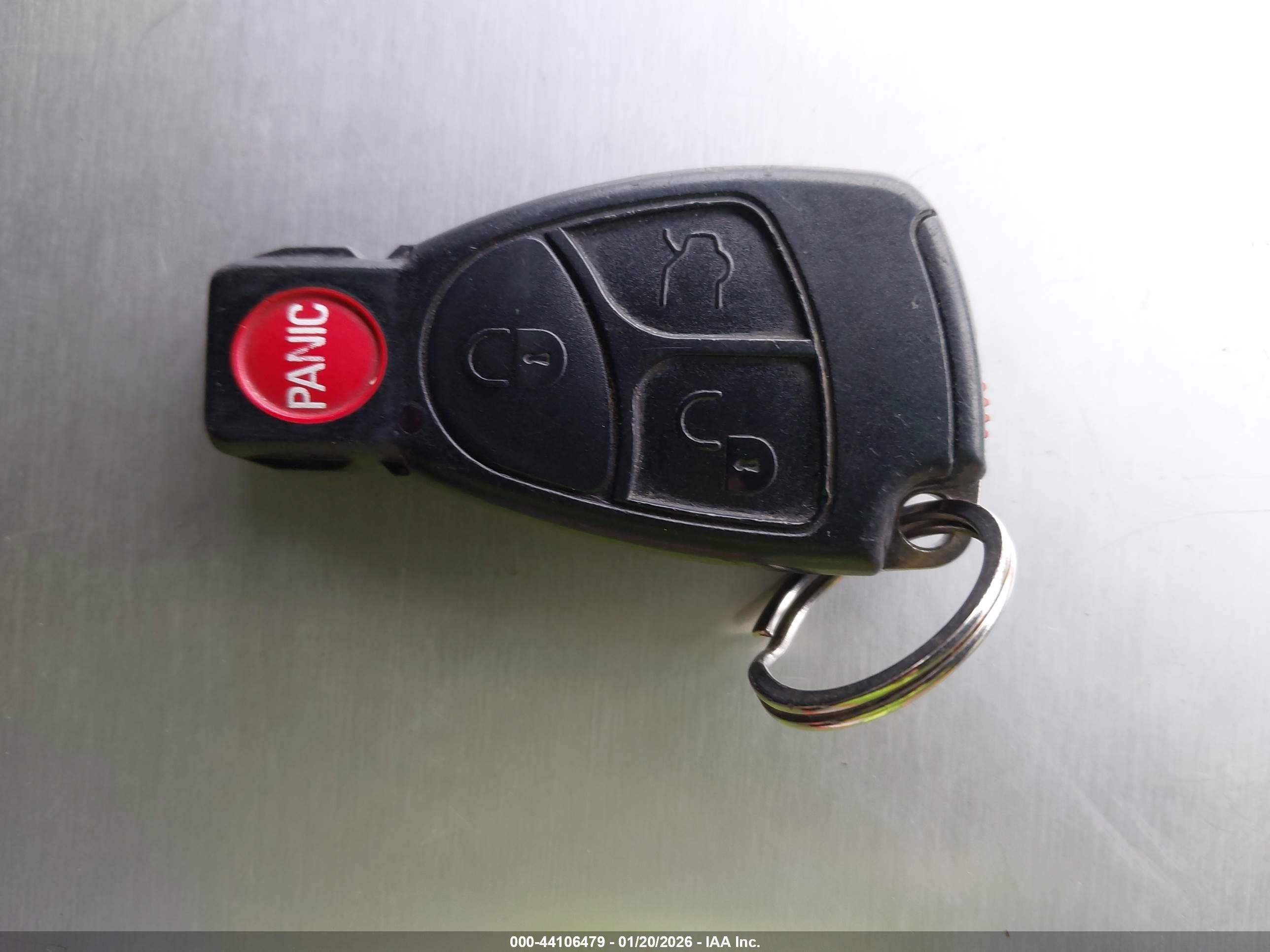 2002 Mercedes-benz Clk 320   Blue vin: WDBLK65GX2T112613