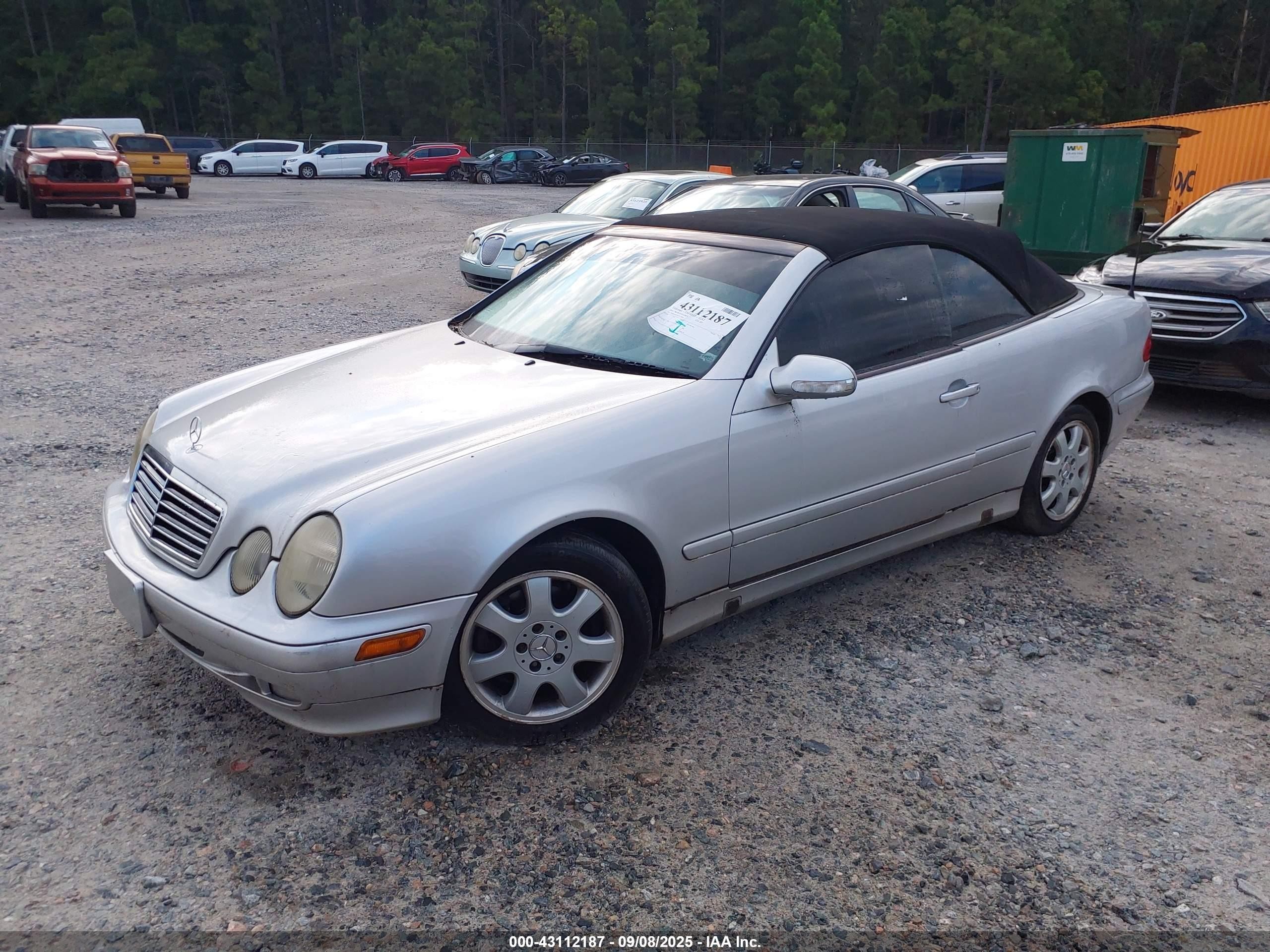 2002 Mercedes-benz Clk 320   Silver vin: WDBLK65GX2T114894