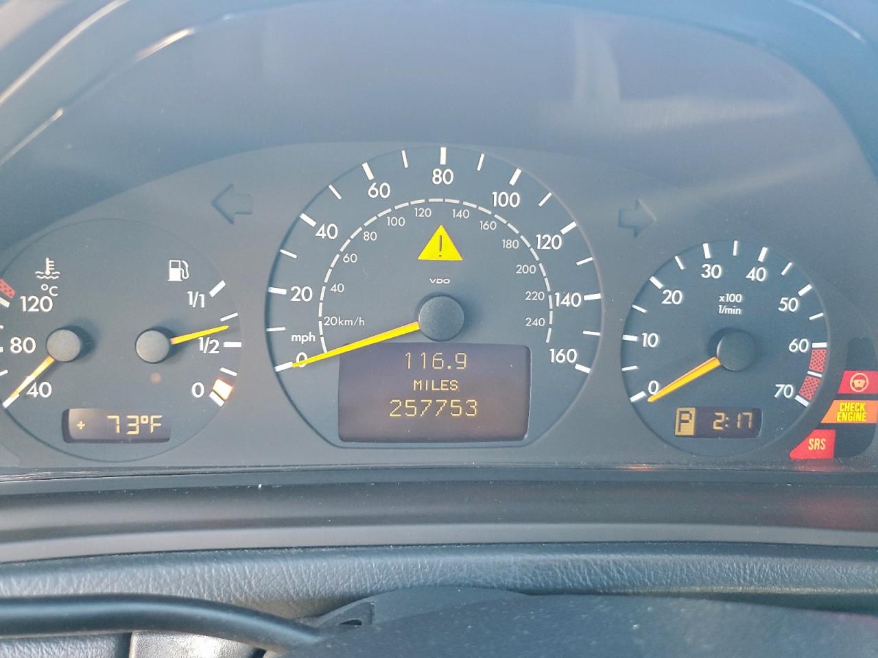 2002 Mercedes-benz Clk 320 Black vin: WDBLK65GX2T124275