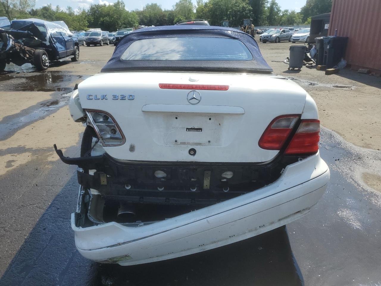2003 Mercedes-benz Clk 320 Белый vin: WDBLK65GX3T143961