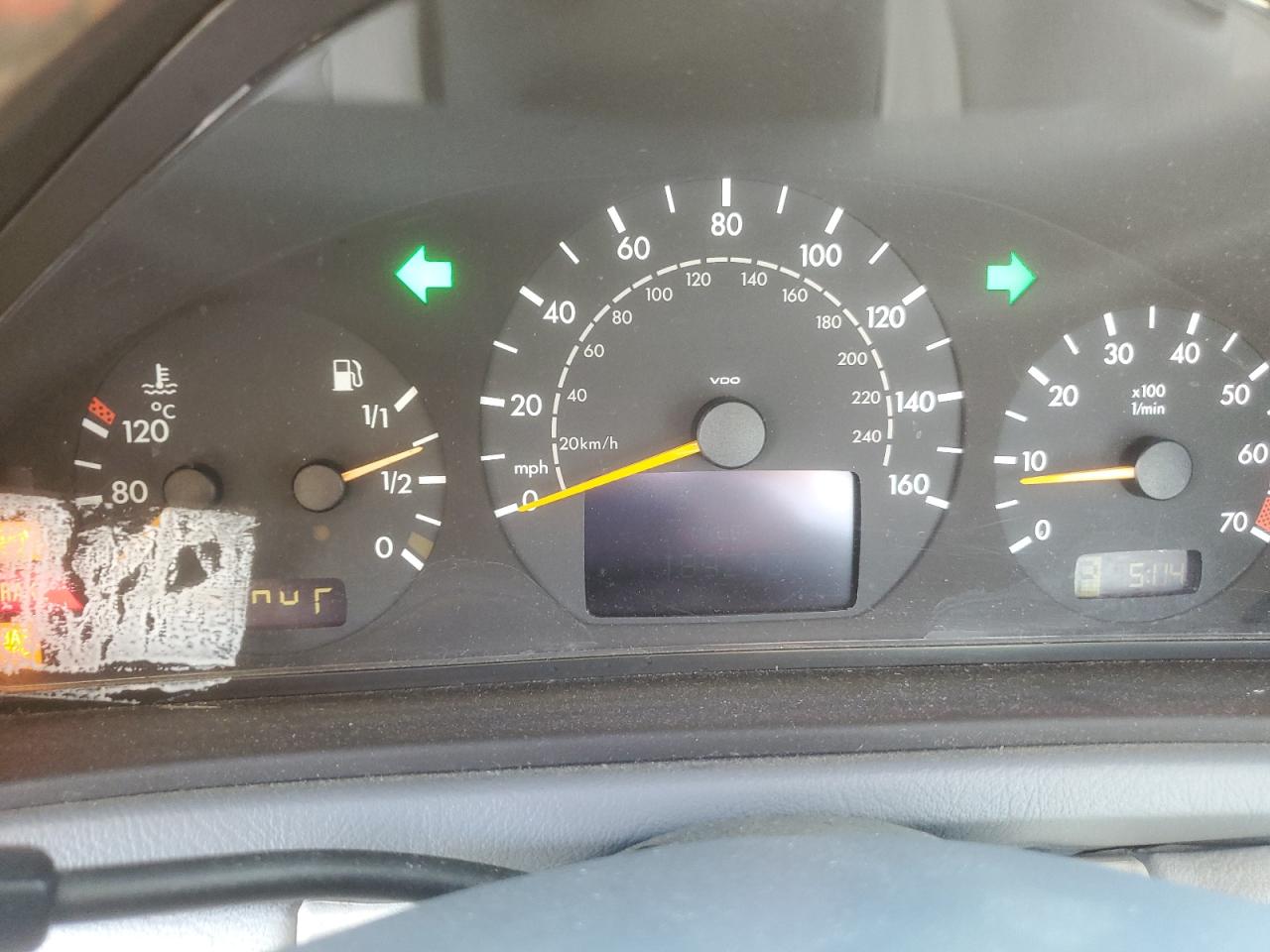 2003 Mercedes-benz Clk 320 Белый vin: WDBLK65GX3T143961