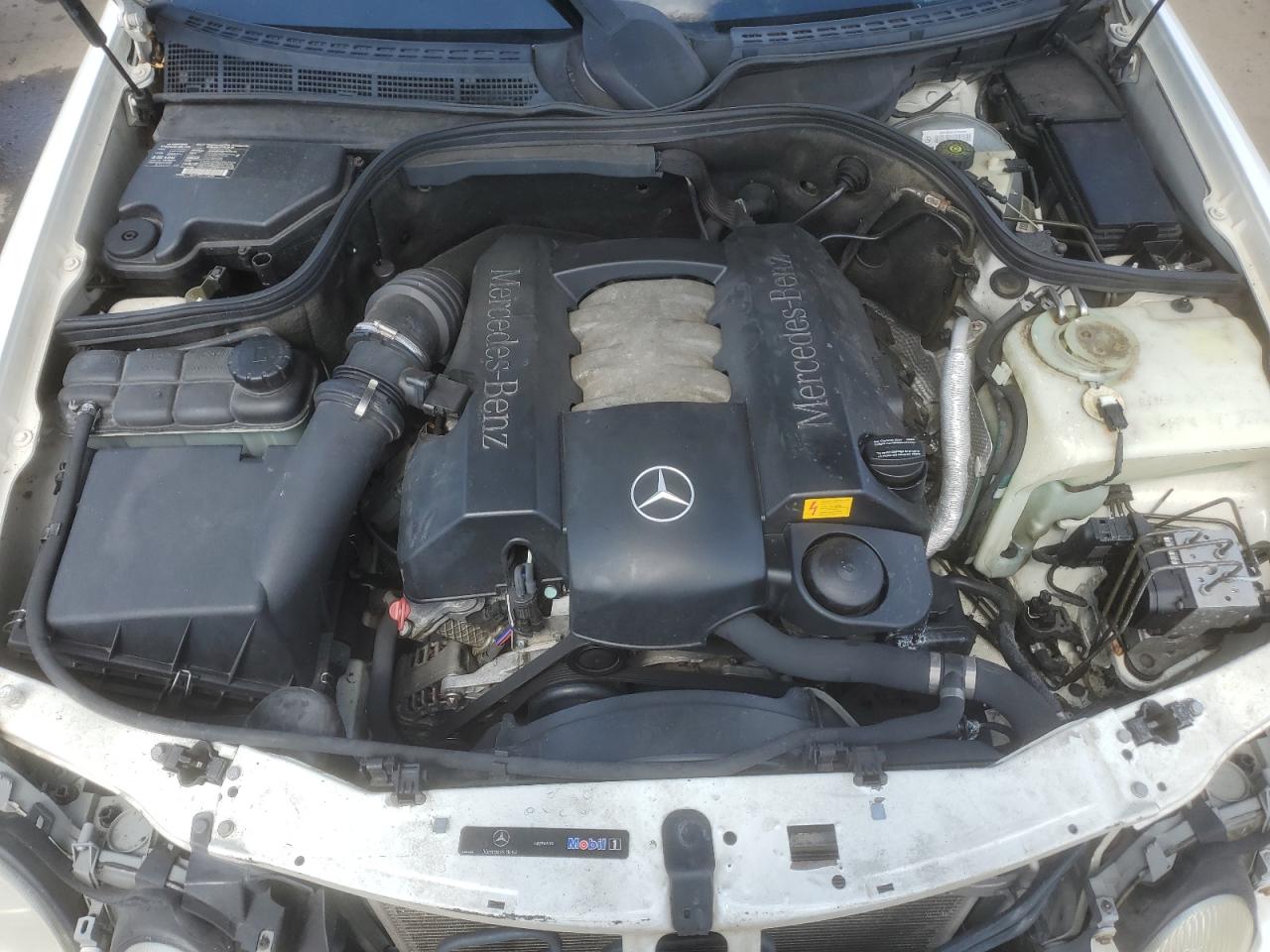 2003 Mercedes-benz Clk 320 Белый vin: WDBLK65GX3T143961