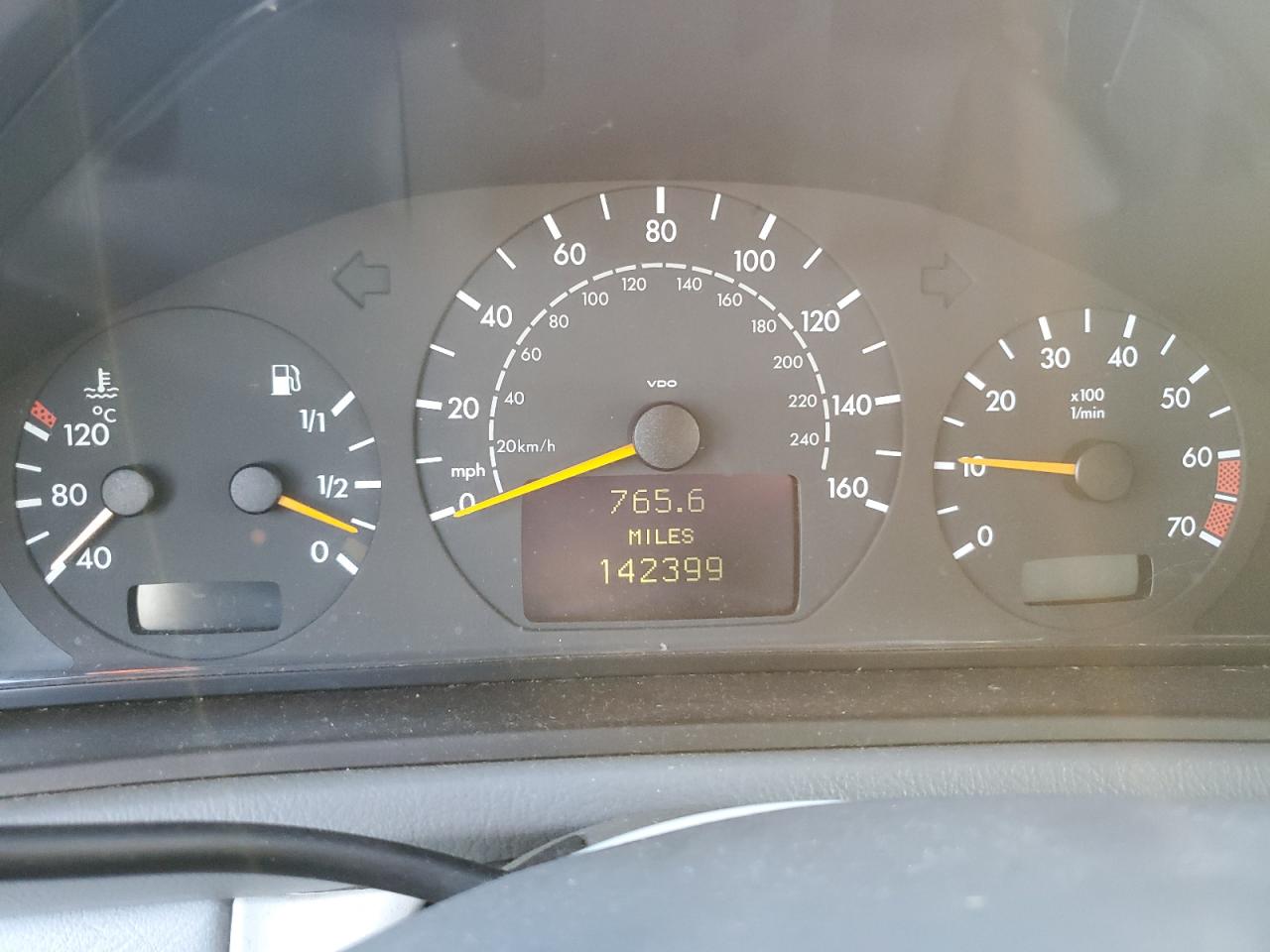 2003 Mercedes-benz Clk 320 Черный vin: WDBLK65GX3T144205