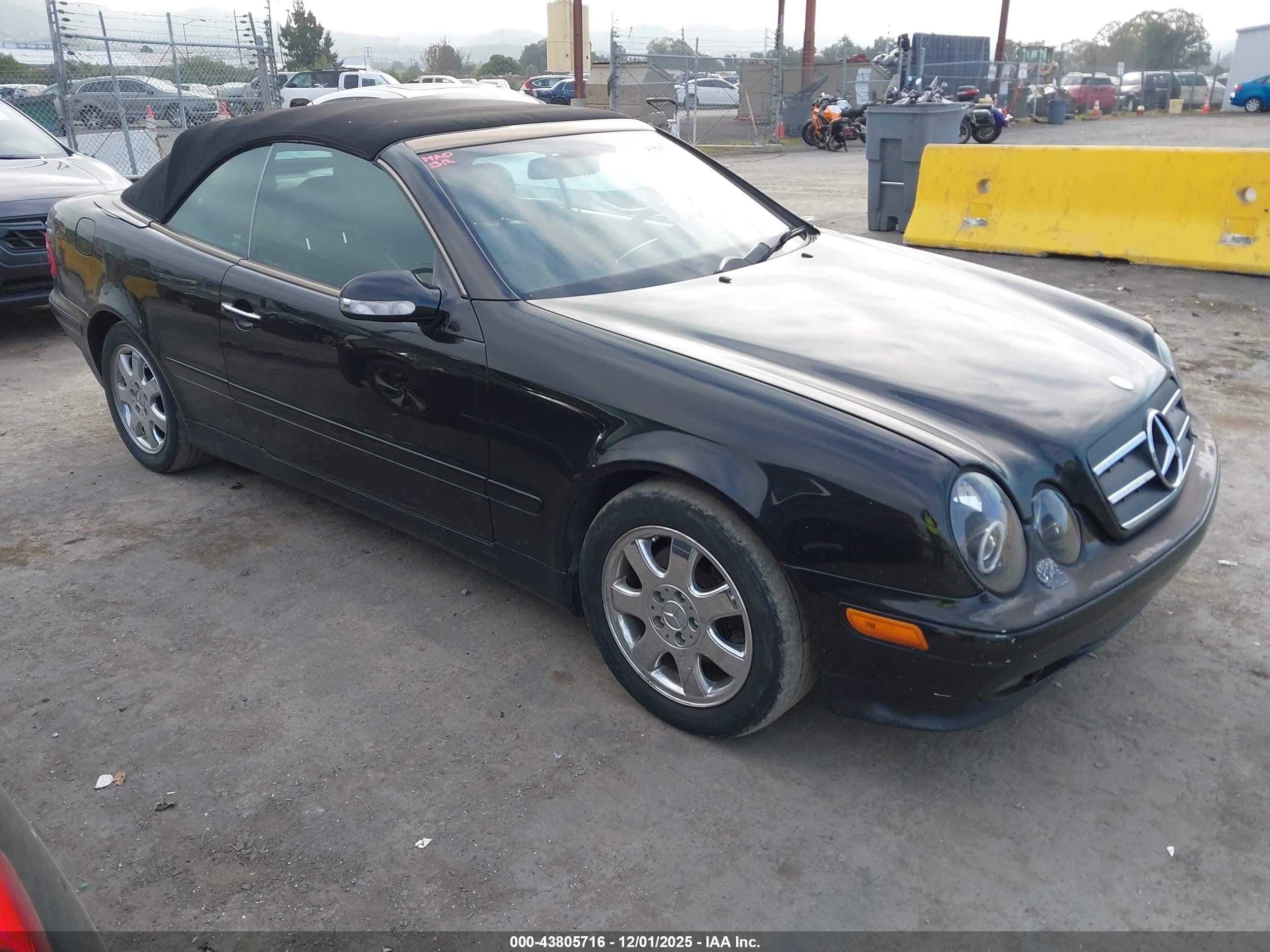 2000 Mercedes-benz Clk 320   Черный vin: WDBLK65GXYT051630
