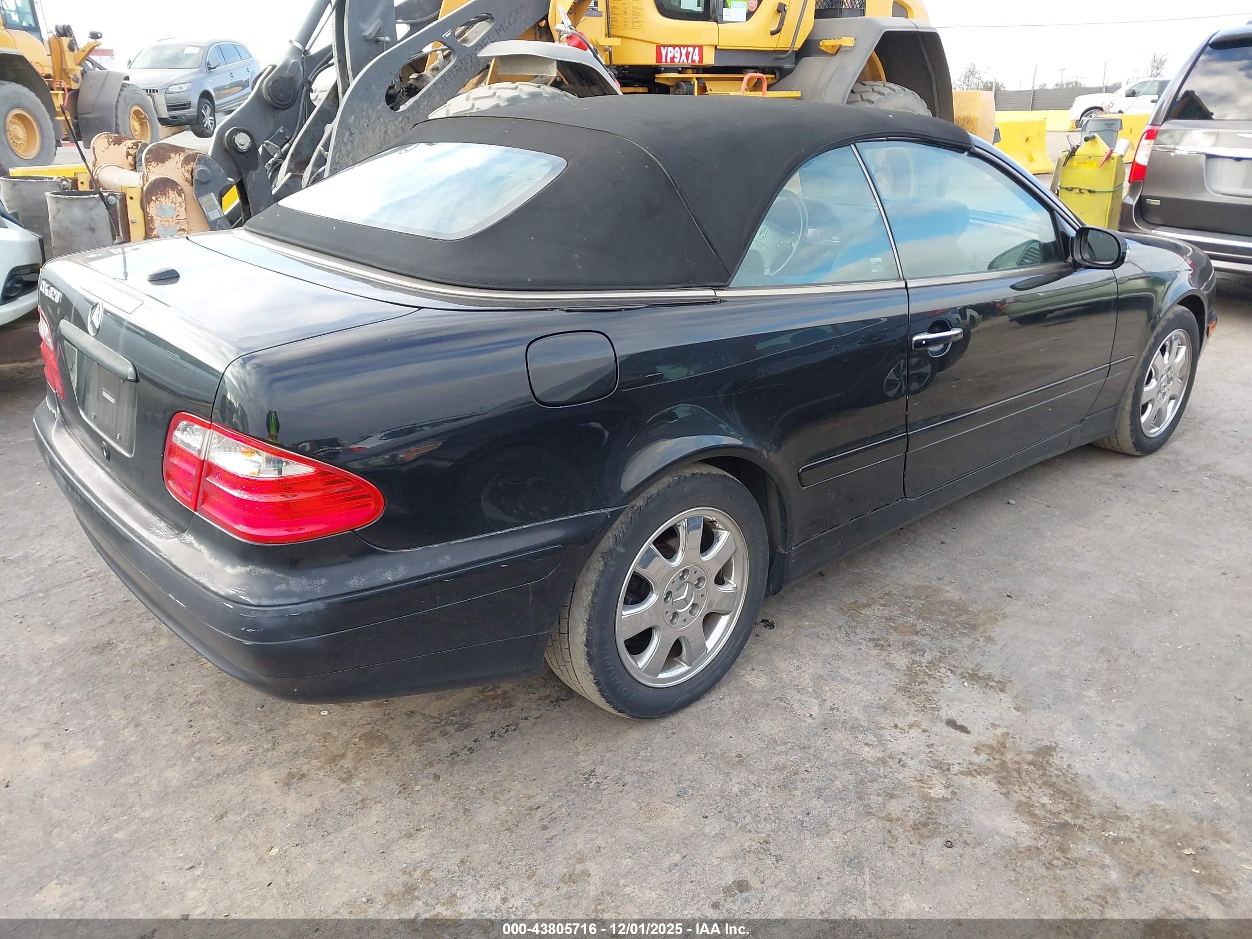 2000 Mercedes-benz Clk 320   Черный vin: WDBLK65GXYT051630