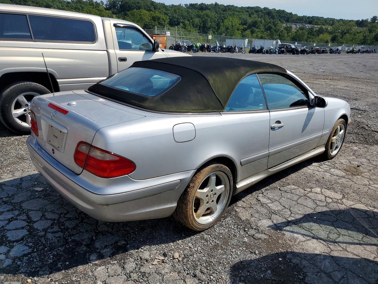 2002 Mercedes-benz Clk 430 Silver vin: WDBLK70G02T107367