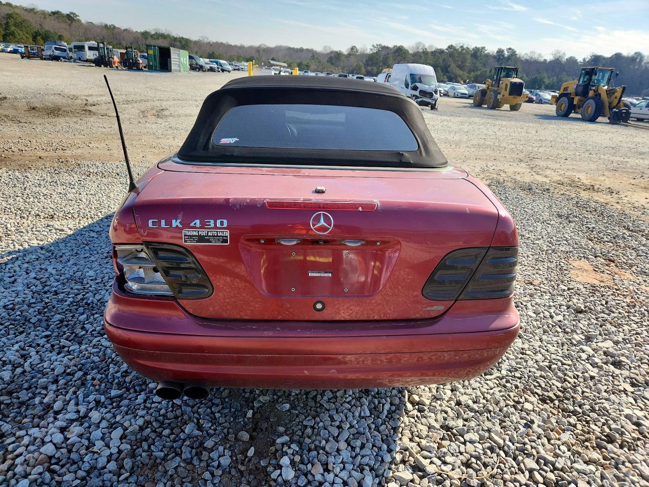 2002 Mercedes Benz Clk Maroon vin: WDBLK70G02T113962