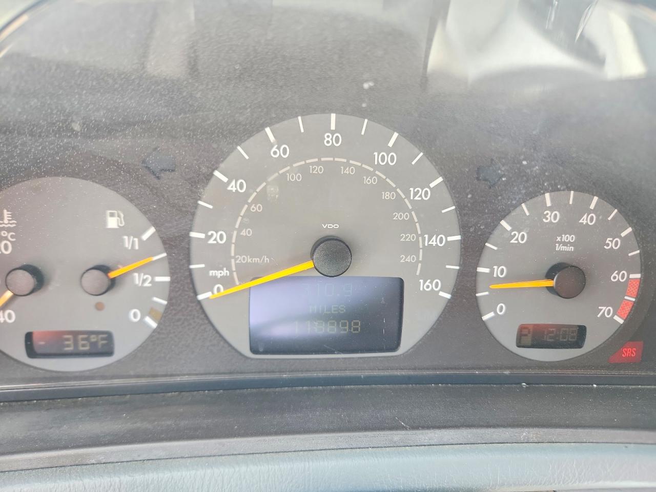 2000 Mercedes-benz Clk 430 Silver vin: WDBLK70G1YT031621