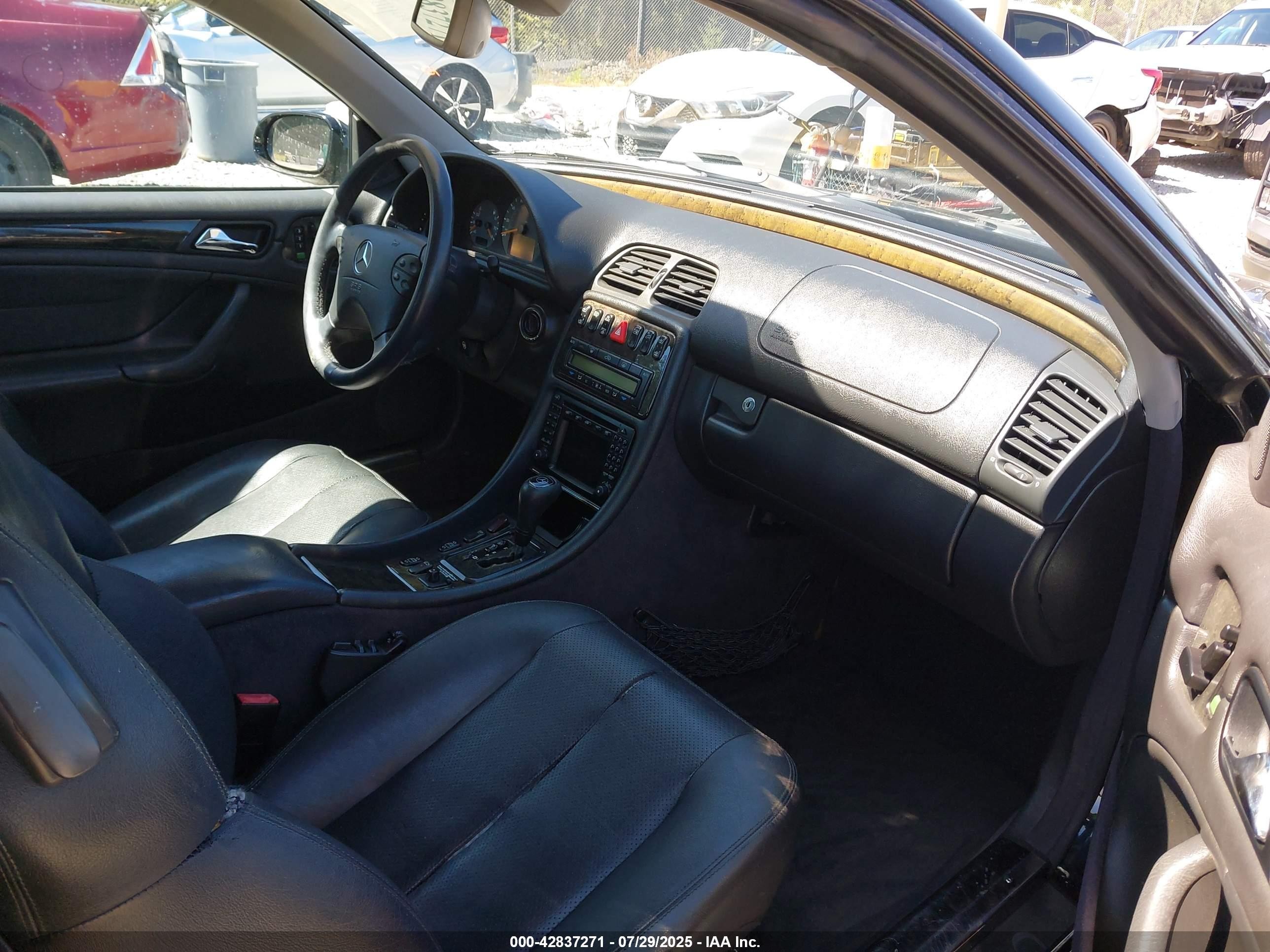 2000 Mercedes-benz Clk 430   Black vin: WDBLK70G2YT047715