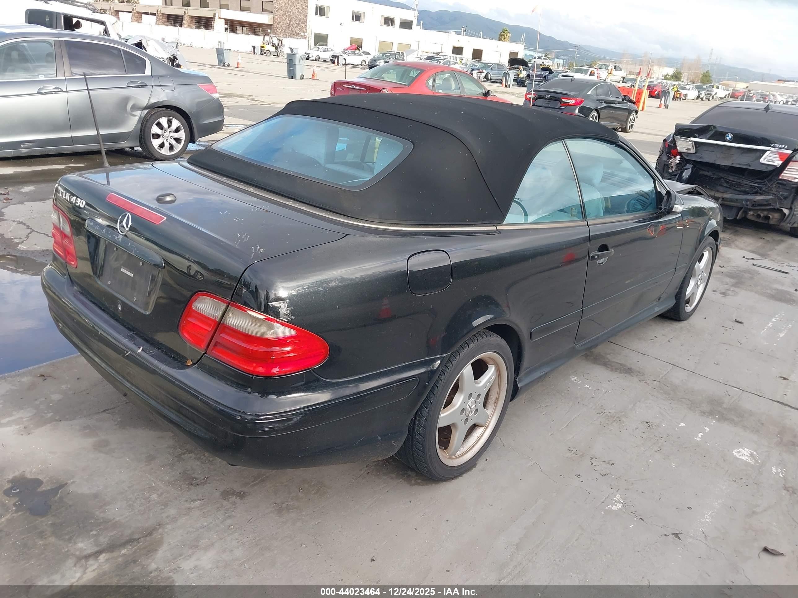 2002 Mercedes-benz Clk 430   Black vin: WDBLK70G32T117438