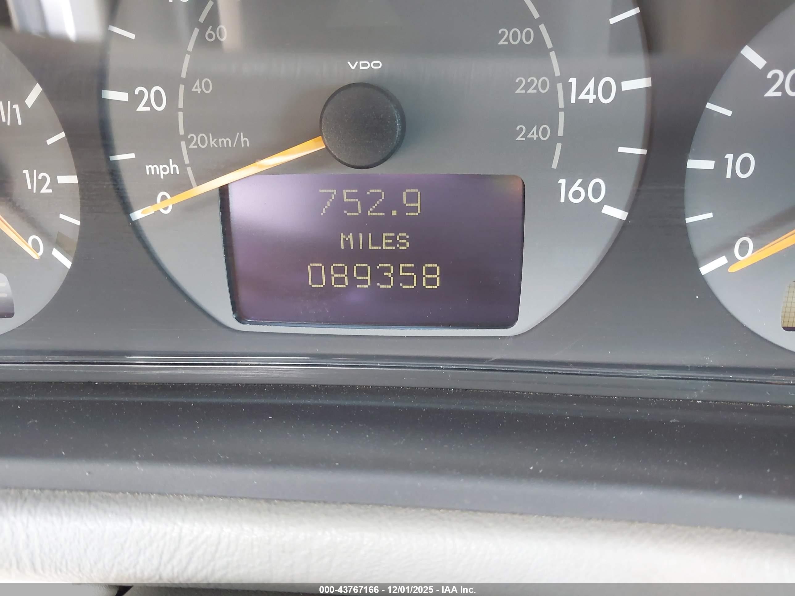 2003 Mercedes-benz Clk 430   Gray vin: WDBLK70G33T135360