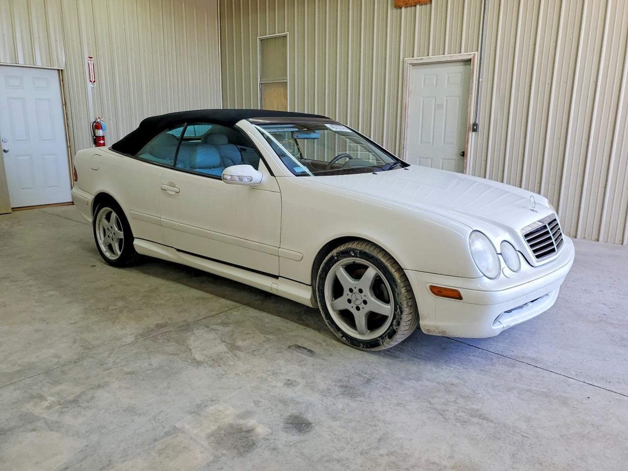 2003 Mercedes-benz Clk 430 White vin: WDBLK70G33T140400