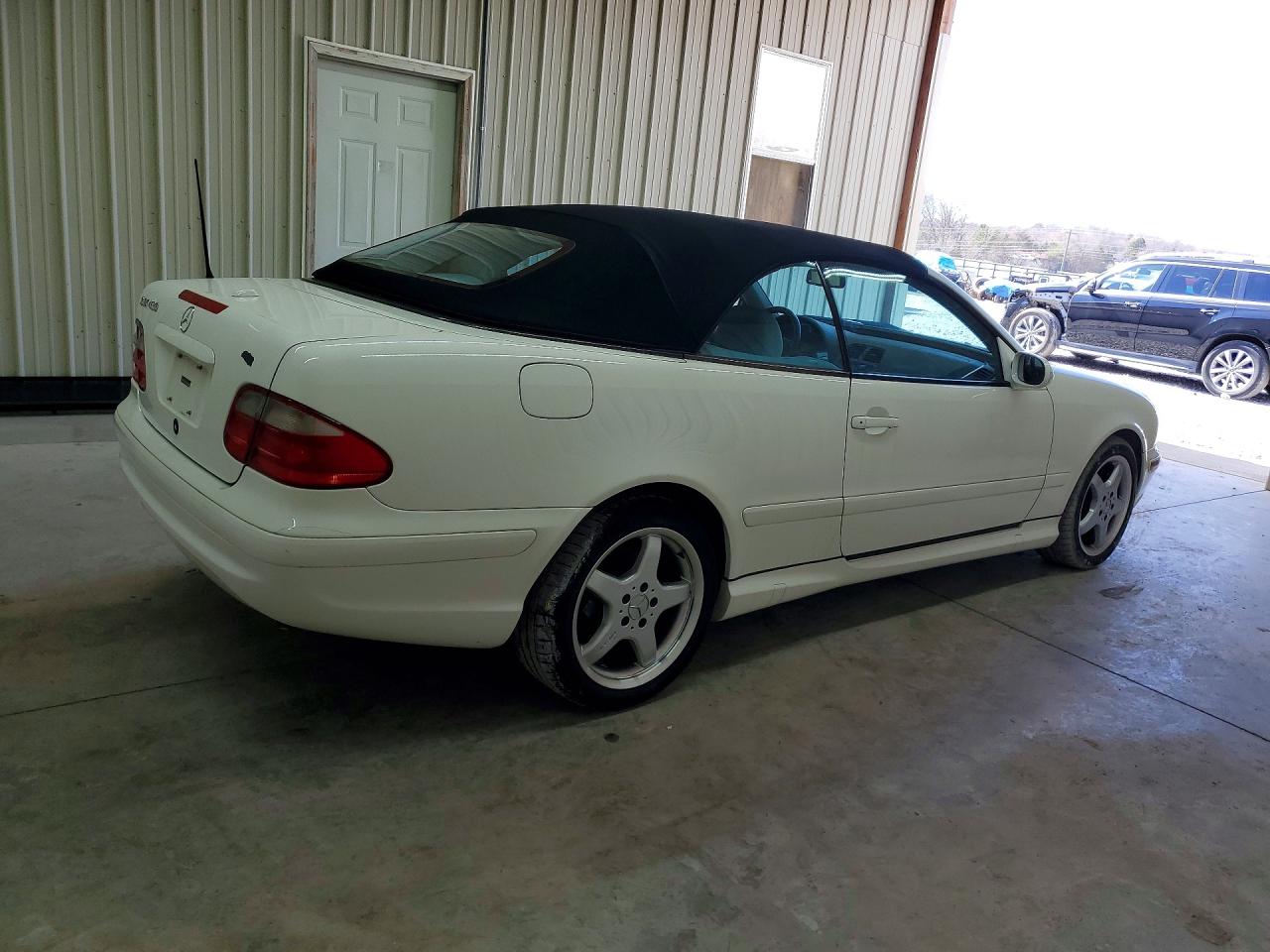 2003 Mercedes-benz Clk 430 White vin: WDBLK70G33T140400