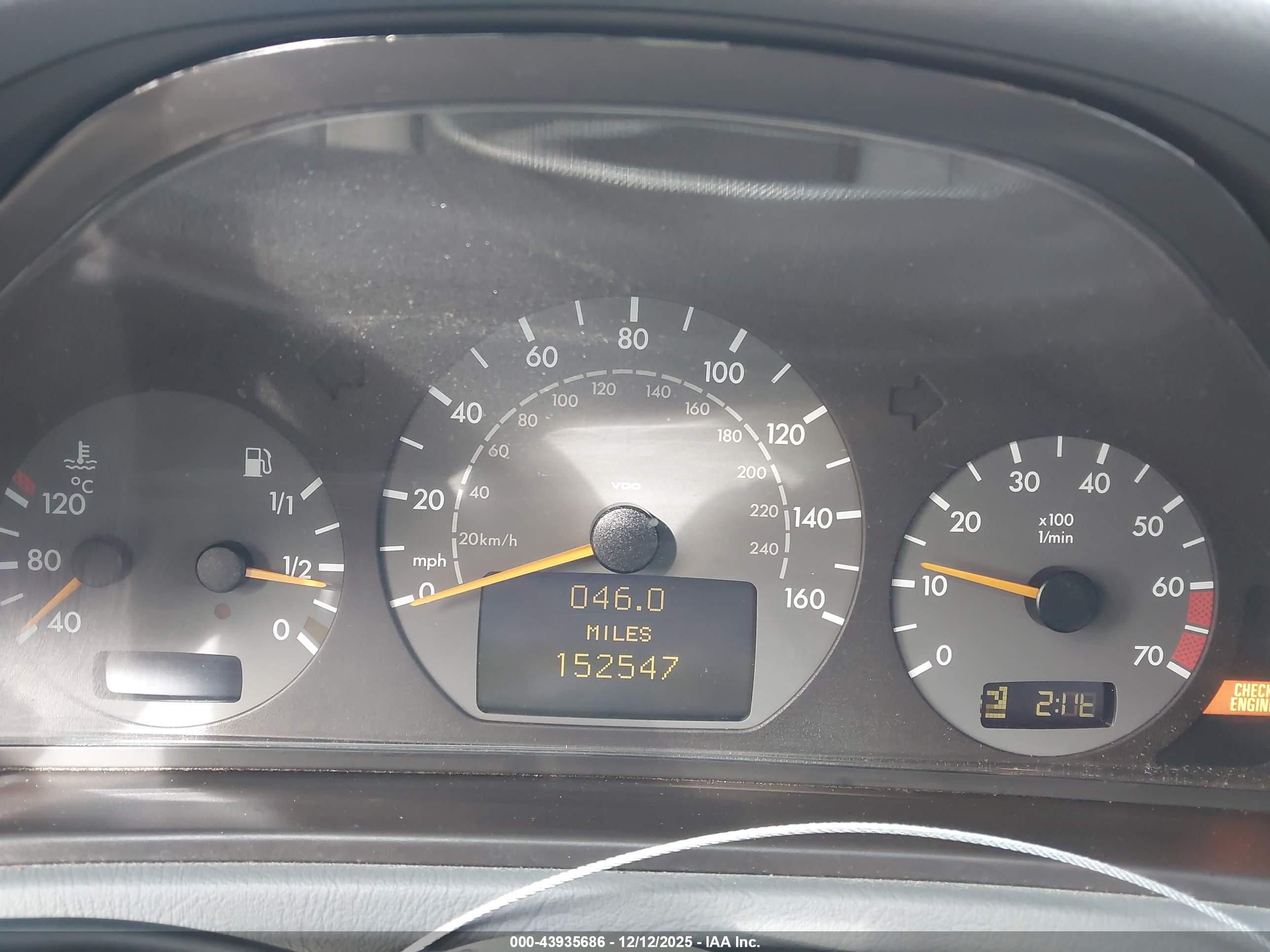 2003 Mercedes-benz Clk 430   Silver vin: WDBLK70G33T143071