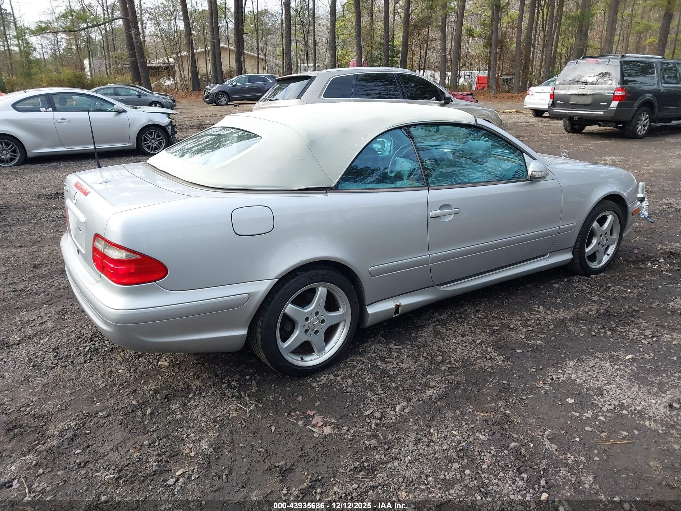 2003 Mercedes-benz Clk 430   Silver vin: WDBLK70G33T143071