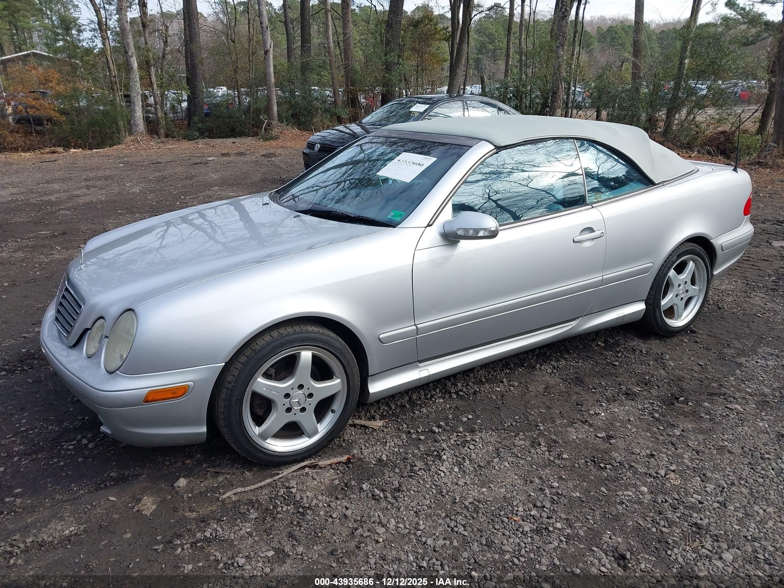 2003 Mercedes-benz Clk 430   Silver vin: WDBLK70G33T143071