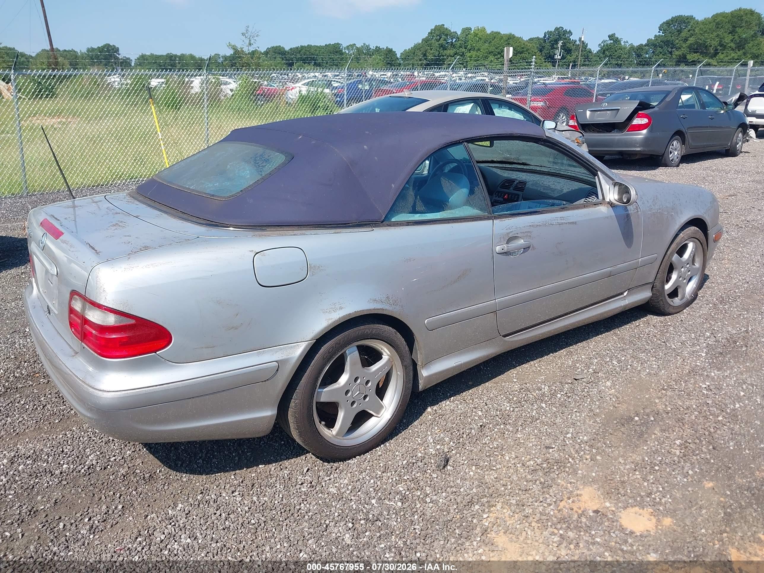 2002 Mercedes-benz Clk 430   Серебряный vin: WDBLK70G42T103371