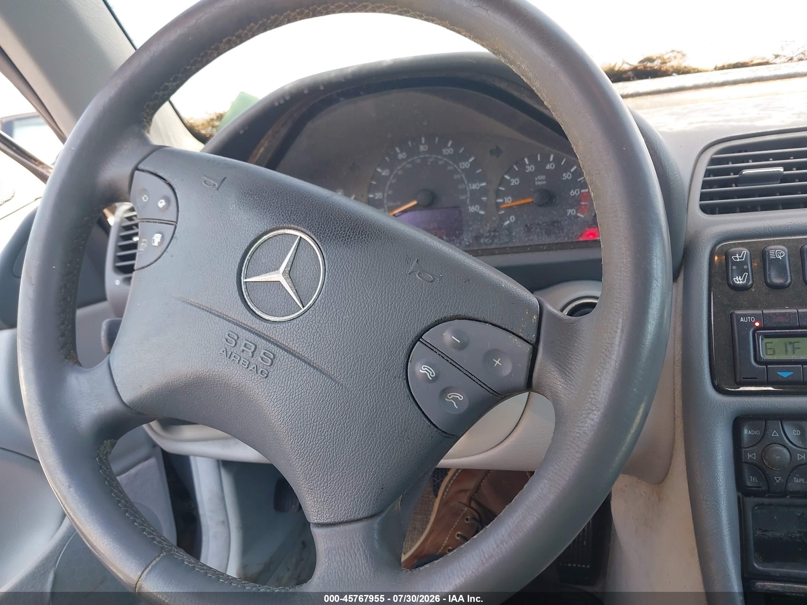 2002 Mercedes-benz Clk 430   Серебряный vin: WDBLK70G42T103371
