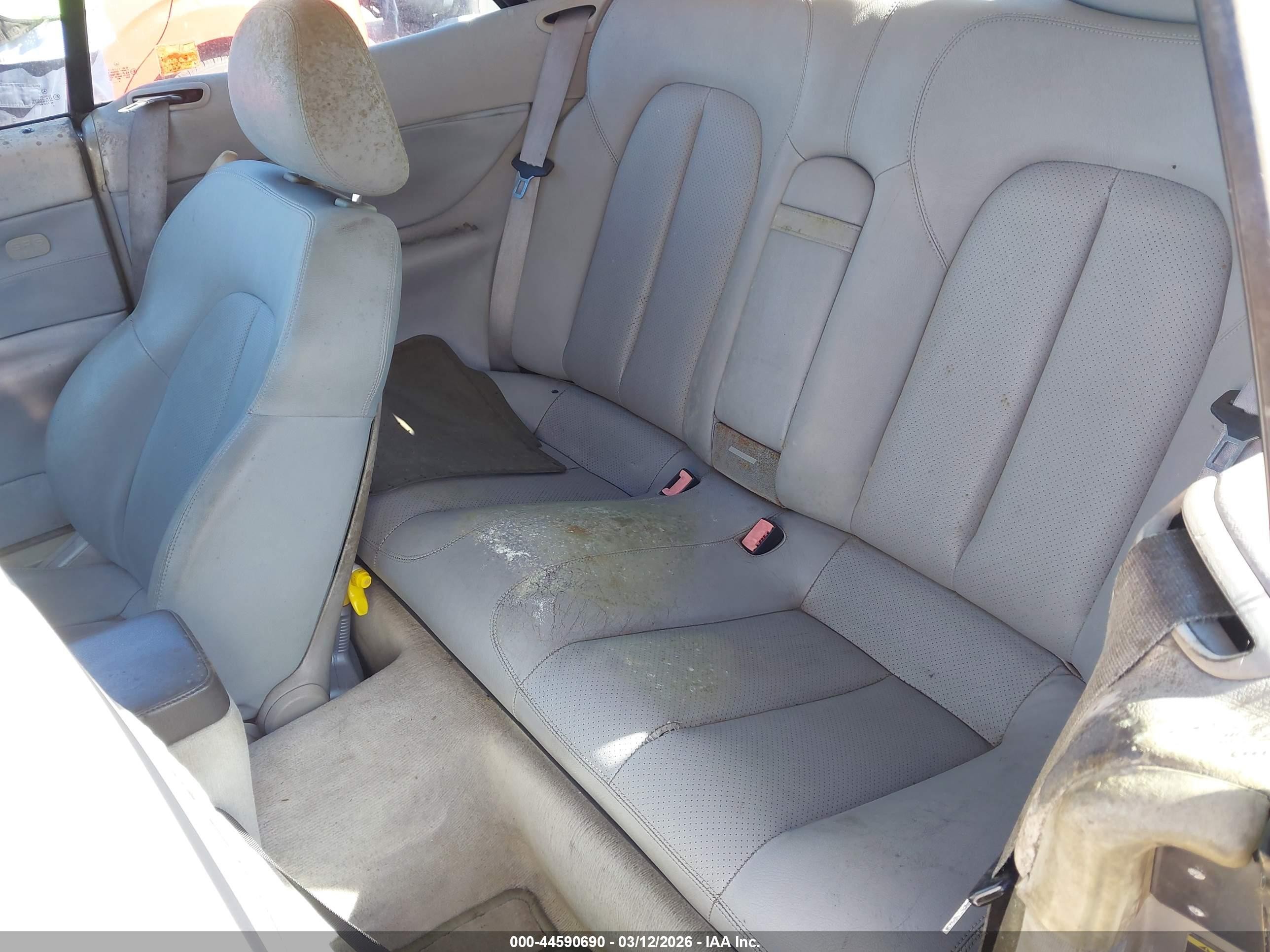 2000 Mercedes-benz Clk 430   Silver vin: WDBLK70G4YT031581