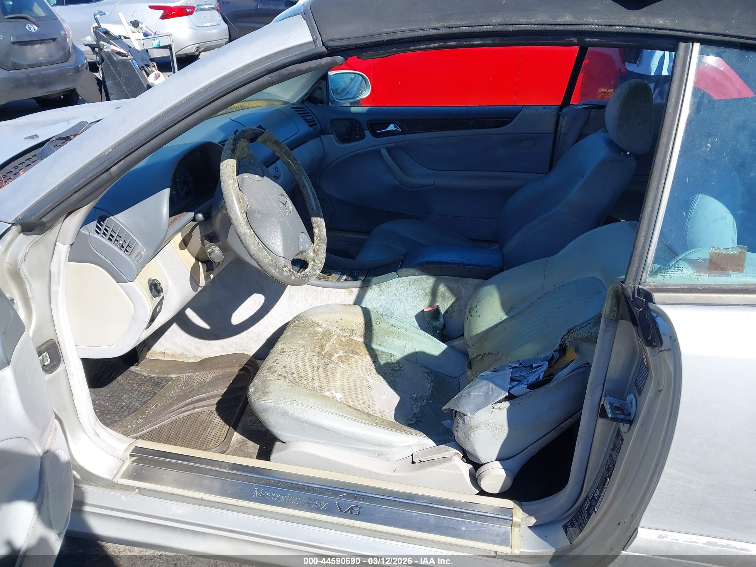 2000 Mercedes-benz Clk 430   Silver vin: WDBLK70G4YT031581