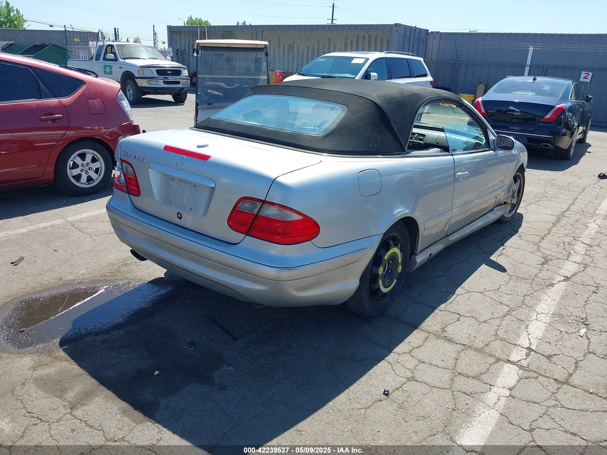 2000 Mercedes-benz Clk 430   Silver vin: WDBLK70G4YT040698