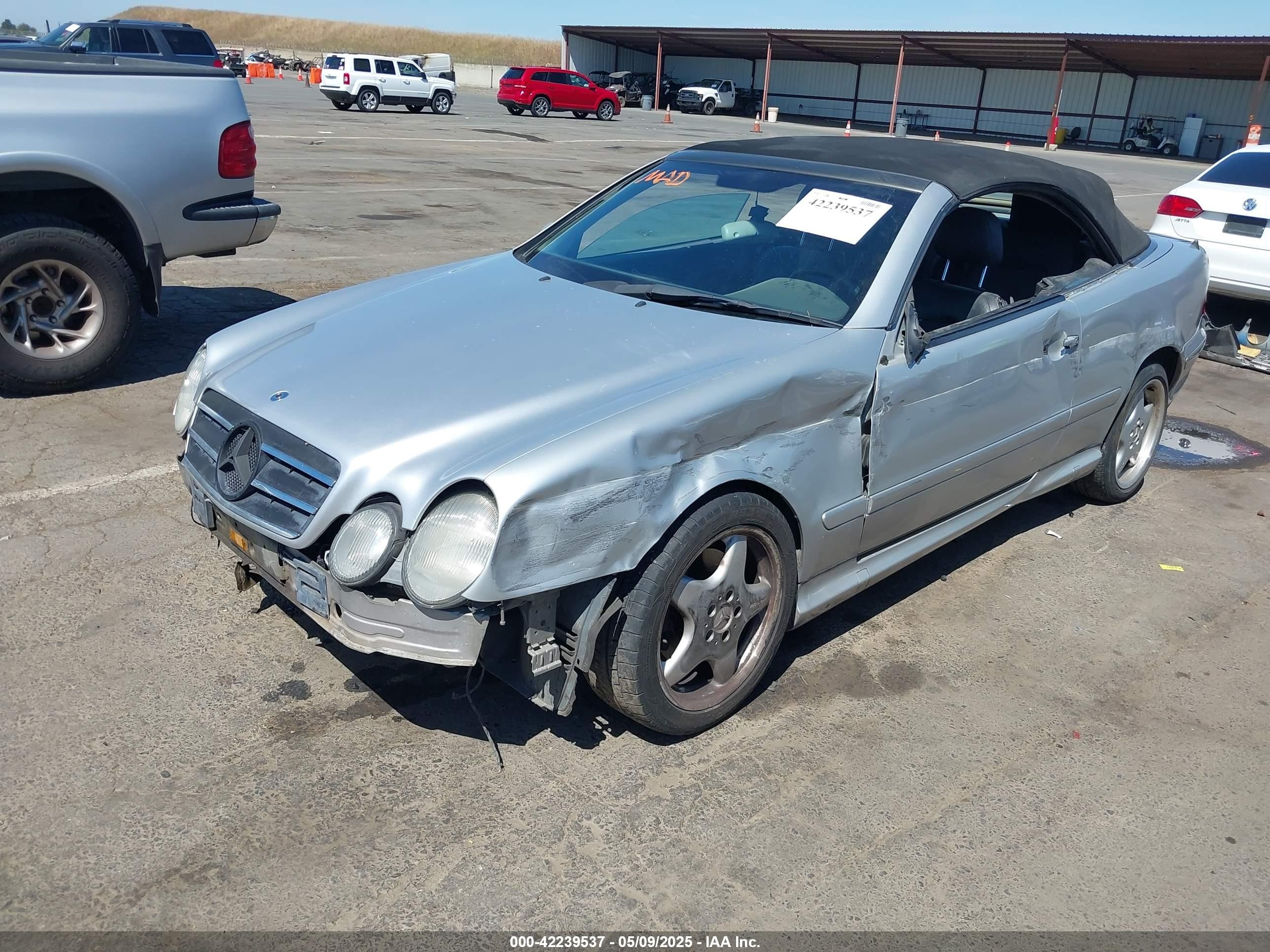 2000 Mercedes-benz Clk 430   Silver vin: WDBLK70G4YT040698