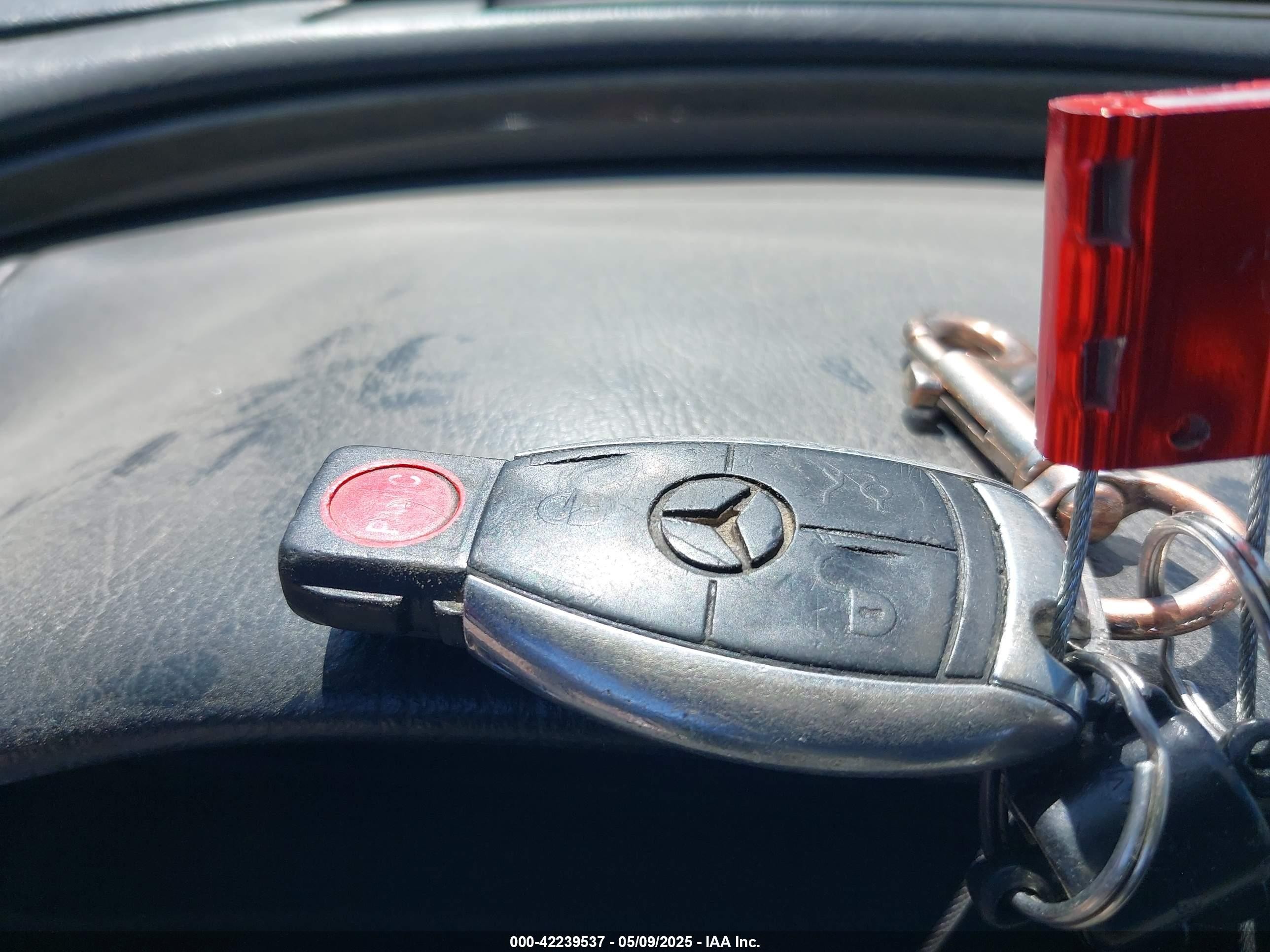 2000 Mercedes-benz Clk 430   Silver vin: WDBLK70G4YT040698