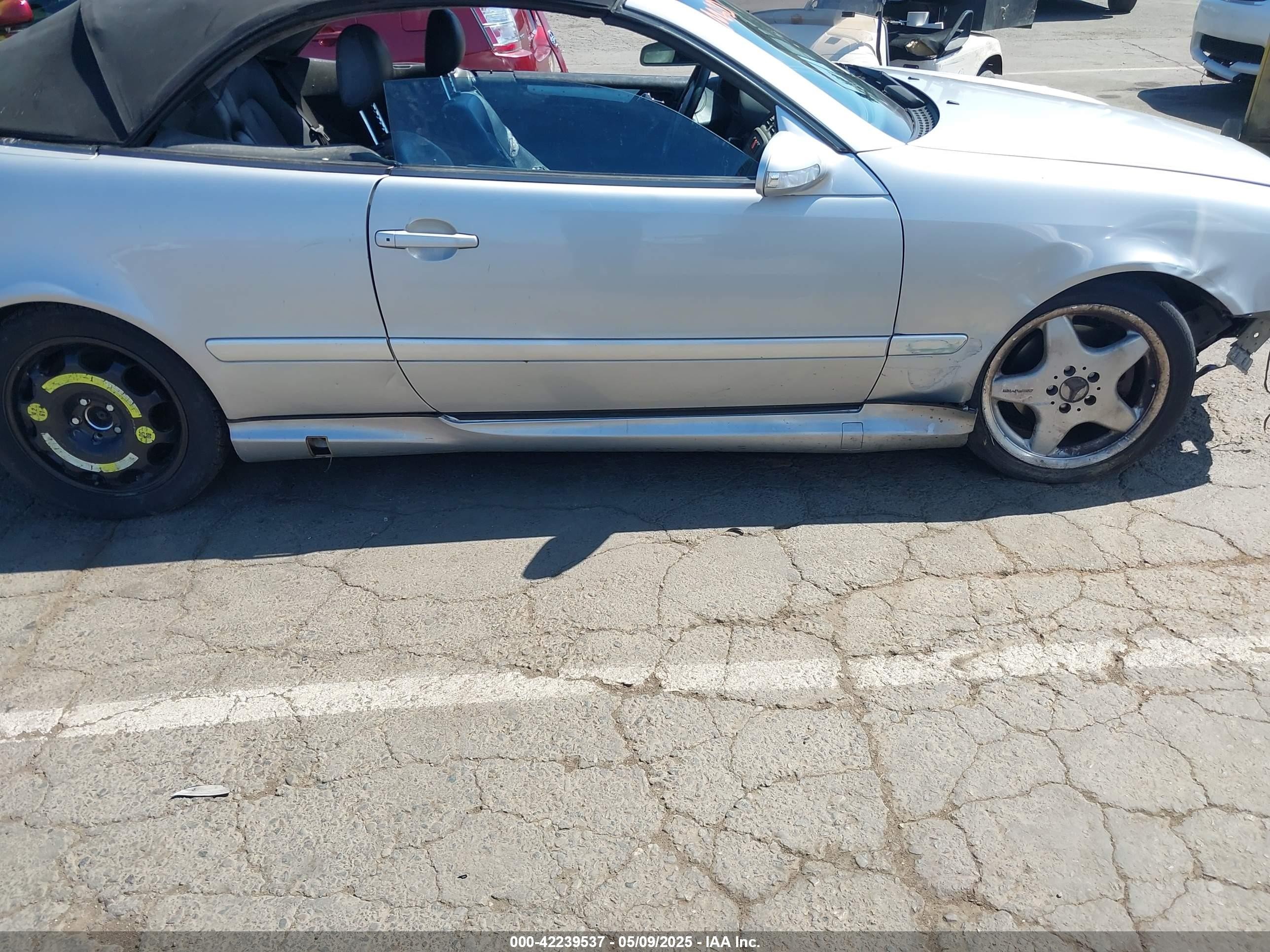 2000 Mercedes-benz Clk 430   Silver vin: WDBLK70G4YT040698