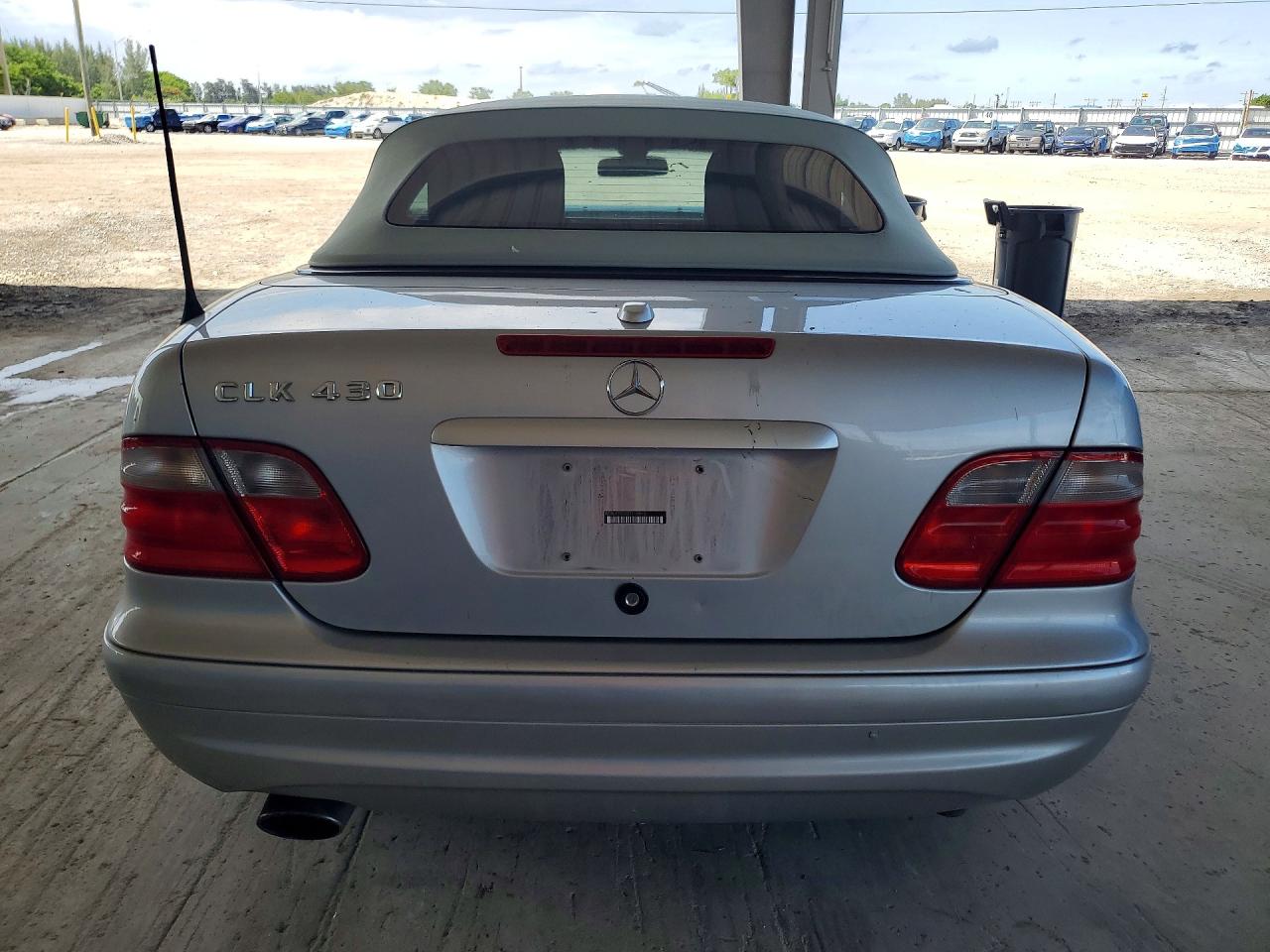 2002 Mercedes-benz Clk 430 Silver vin: WDBLK70G52T113813