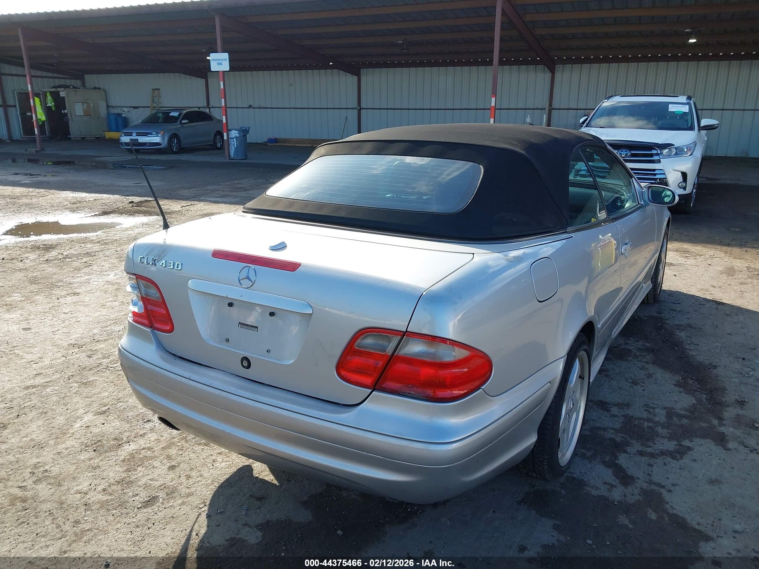 2003 Mercedes-benz Clk 430   Silver vin: WDBLK70G53T133609