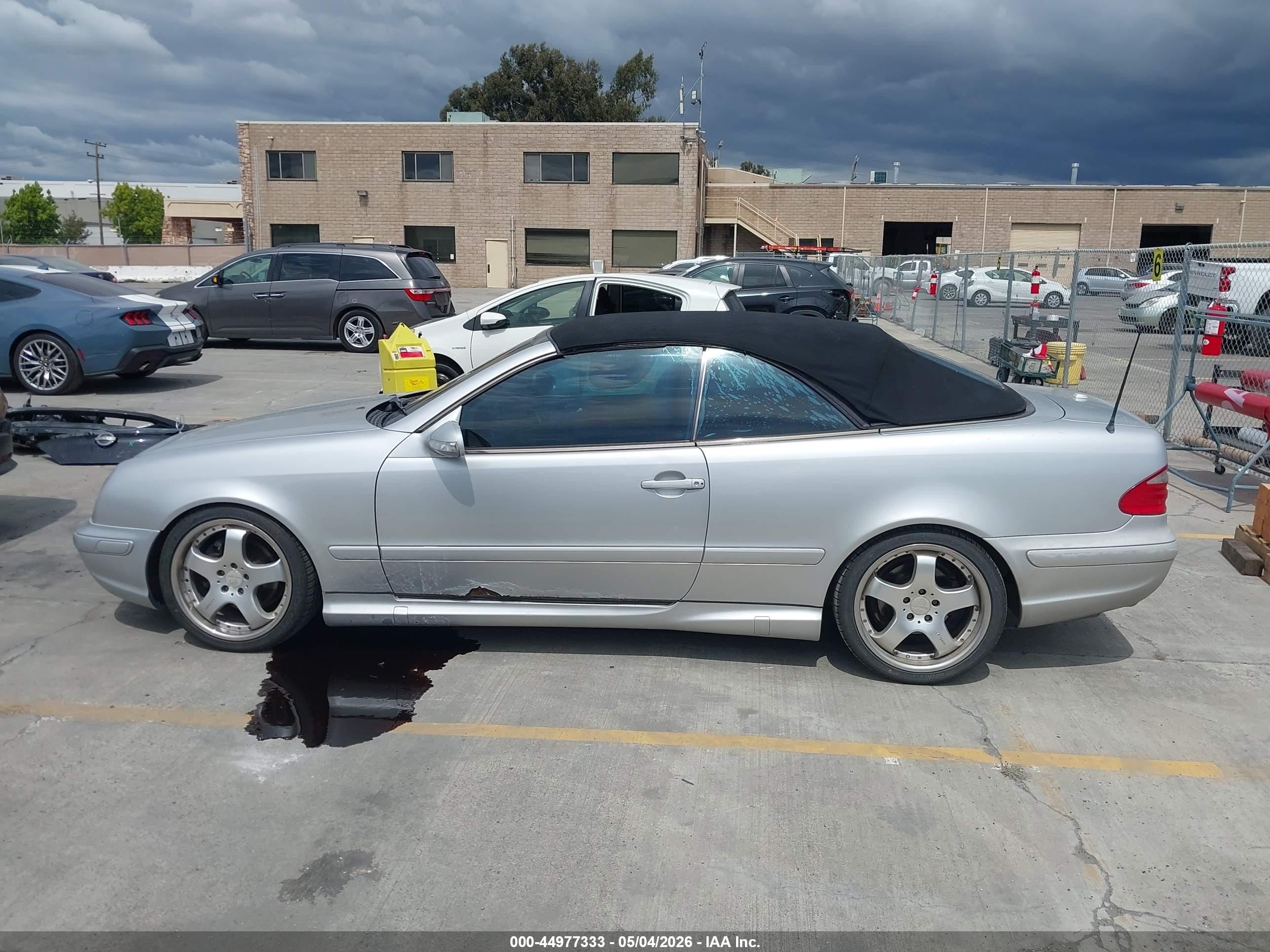2003 Mercedes-benz Clk 430   Gray vin: WDBLK70G53T139197