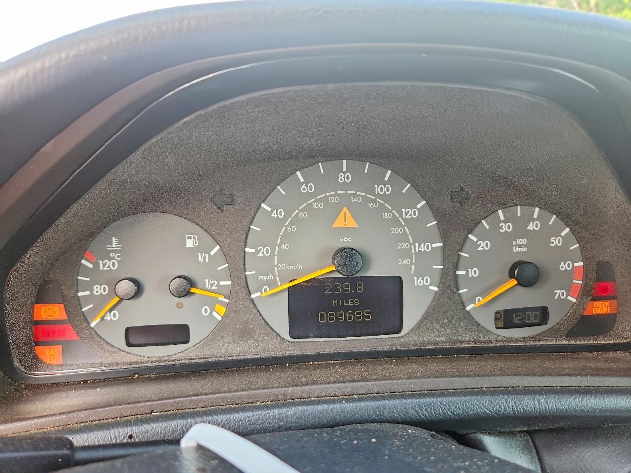 2001 Mercedes-benz Clk 430 Silver vin: WDBLK70G81T056523