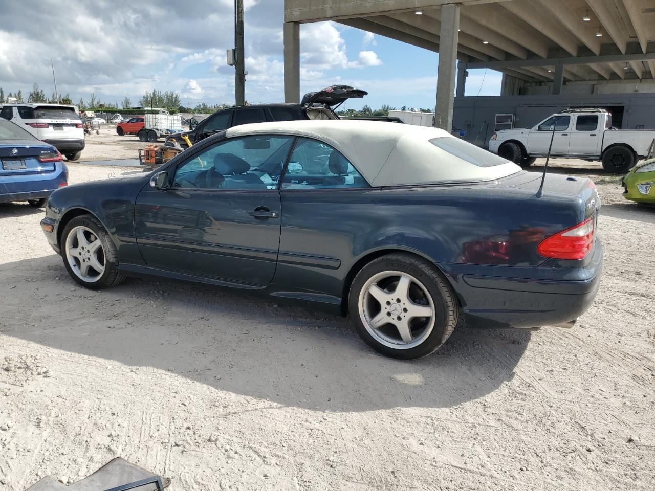 2002 Mercedes-benz Clk 430 Blue vin: WDBLK70G82T102806