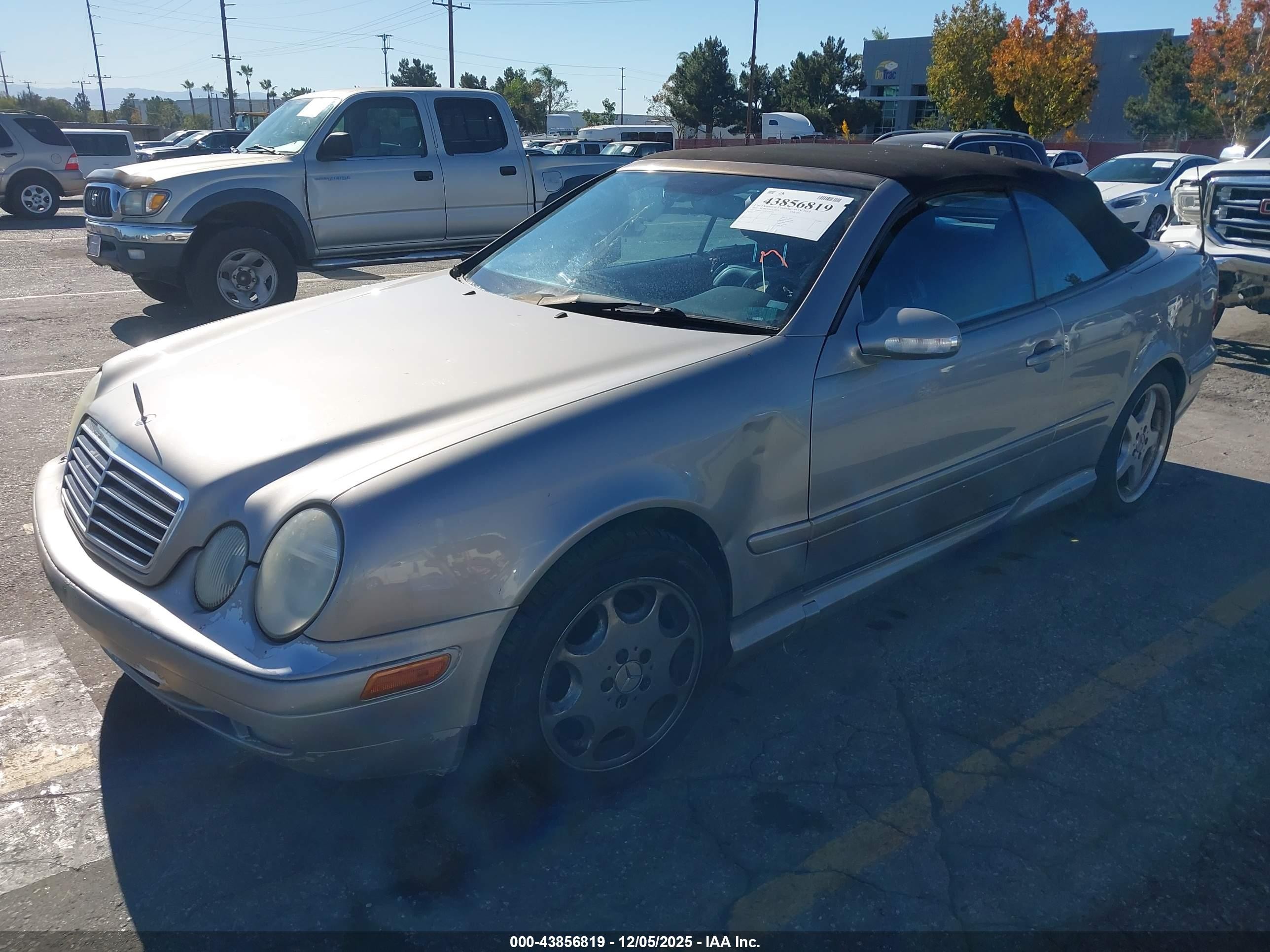 2003 Mercedes-benz Clk 430   Beige vin: WDBLK70G83T137556