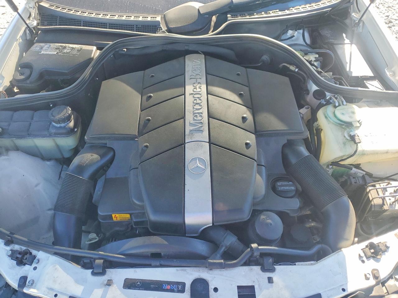 2003 Mercedes-benz Clk 430 White vin: WDBLK70GX3T129734