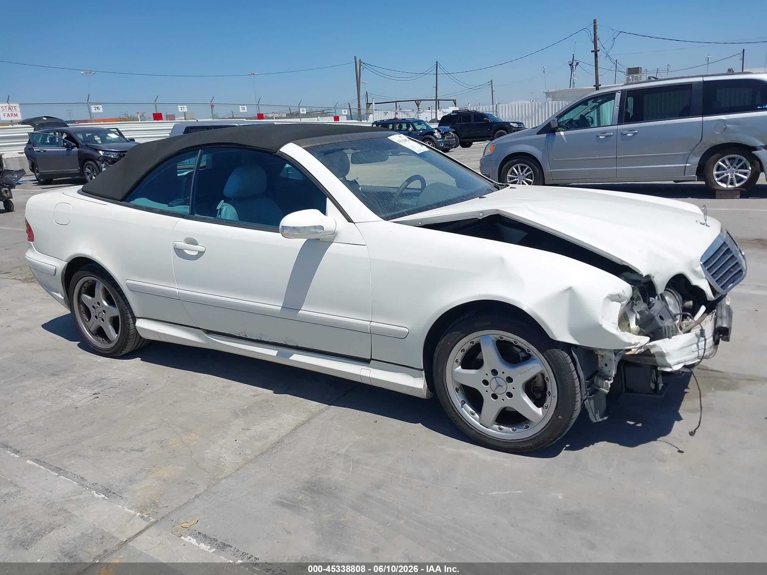 2003 Mercedes-benz Clk 430   Белый vin: WDBLK70GX3T139762
