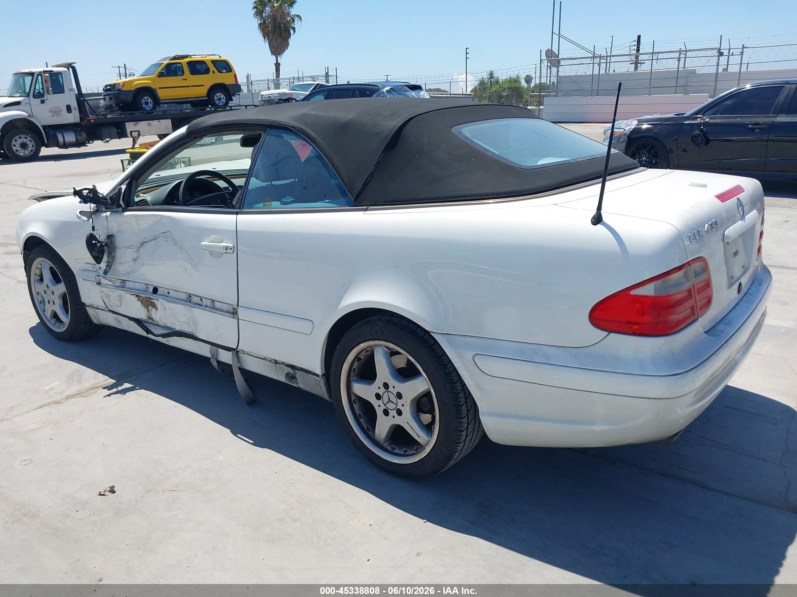2003 Mercedes-benz Clk 430   Белый vin: WDBLK70GX3T139762