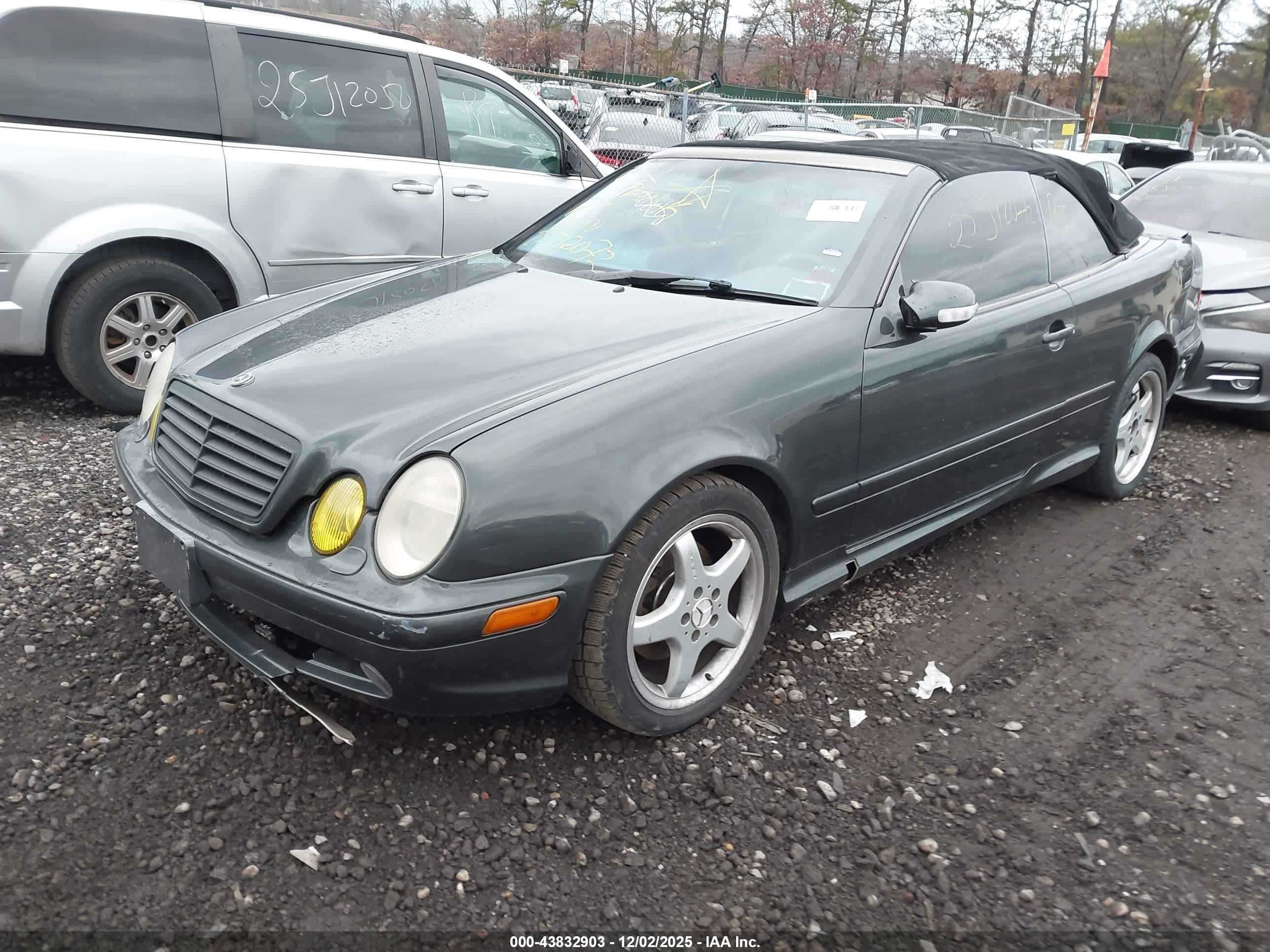 2003 Mercedes-benz Clk 430   Gray vin: WDBLK70GX3T141429