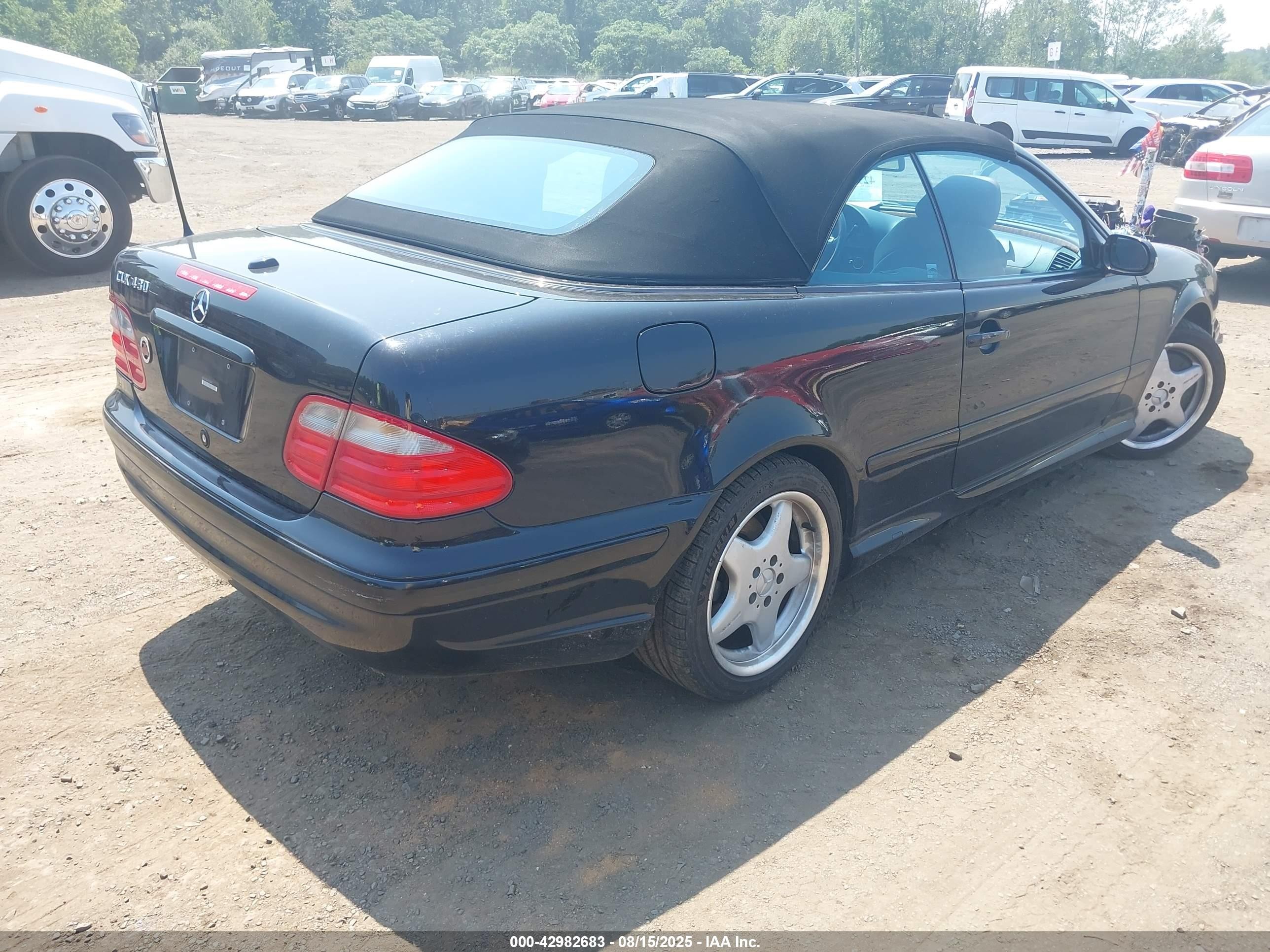 2000 Mercedes-benz Clk 430   Black vin: WDBLK70GXYT050491