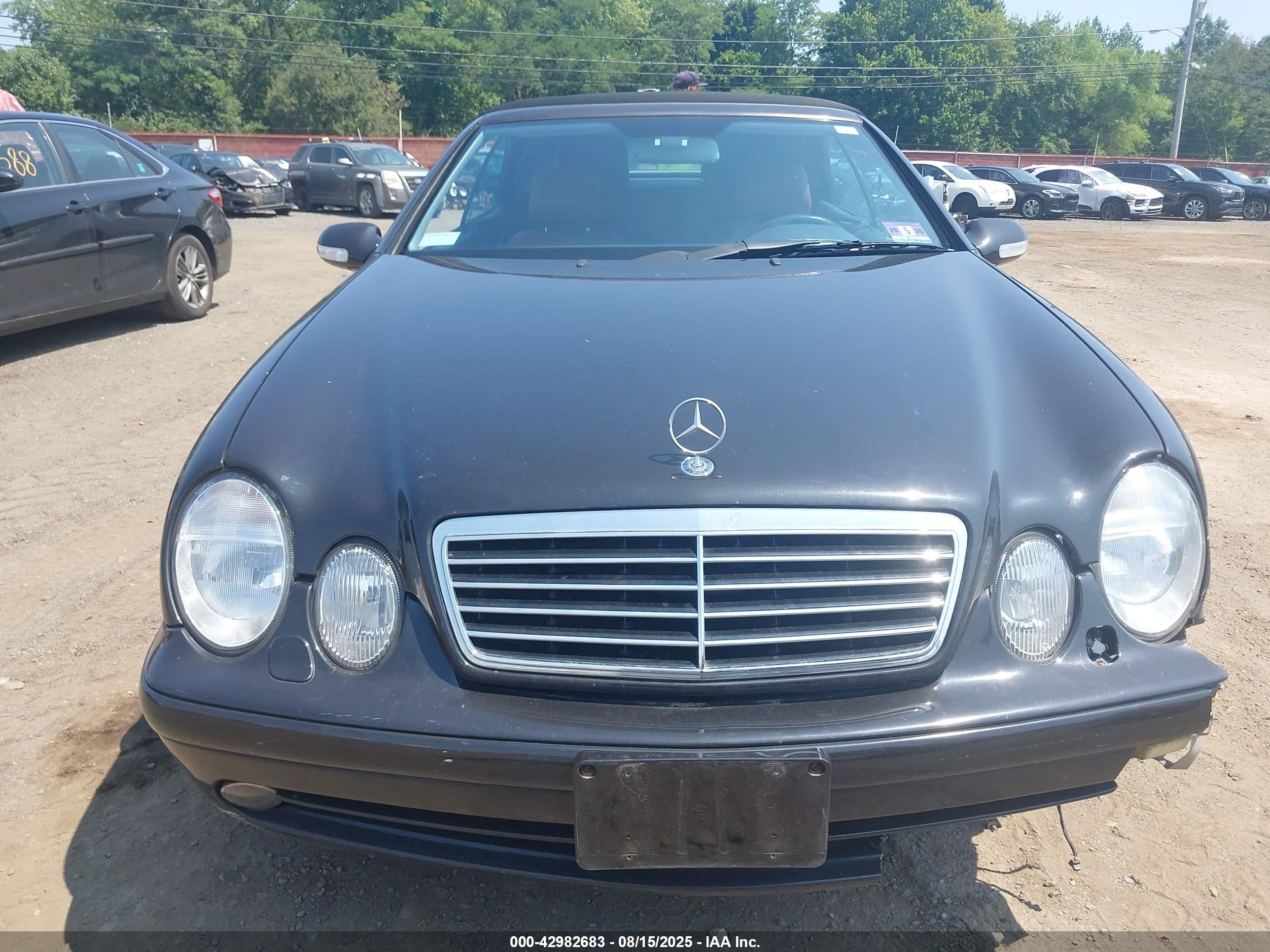 2000 Mercedes-benz Clk 430   Black vin: WDBLK70GXYT050491