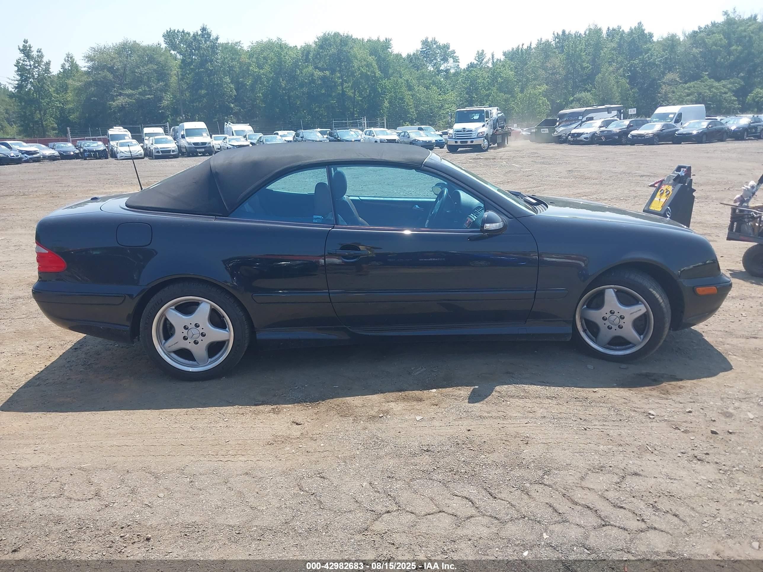 2000 Mercedes-benz Clk 430   Black vin: WDBLK70GXYT050491