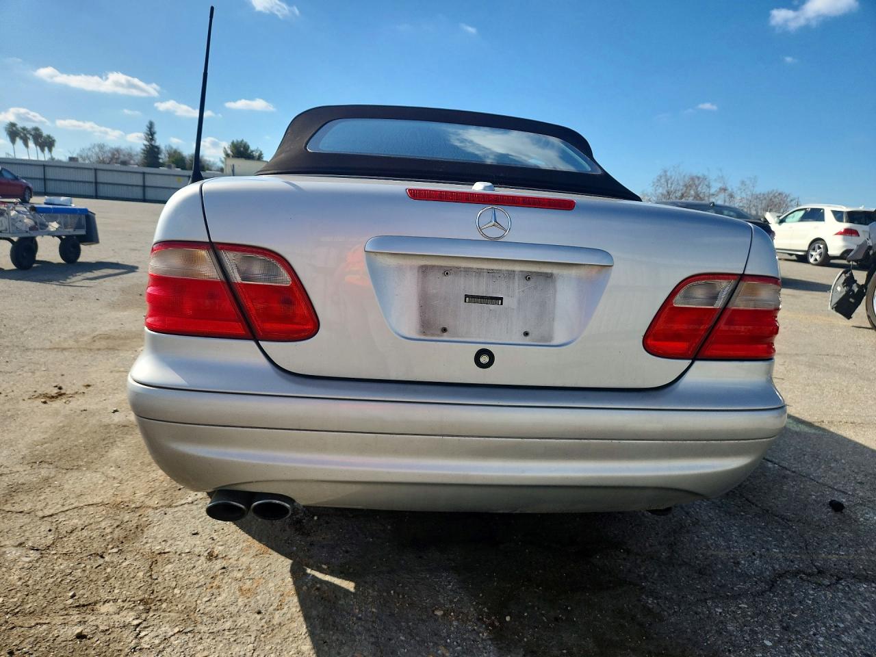 2002 Mercedes-benz Clk 55 Amg Silver vin: WDBLK74G72T115976