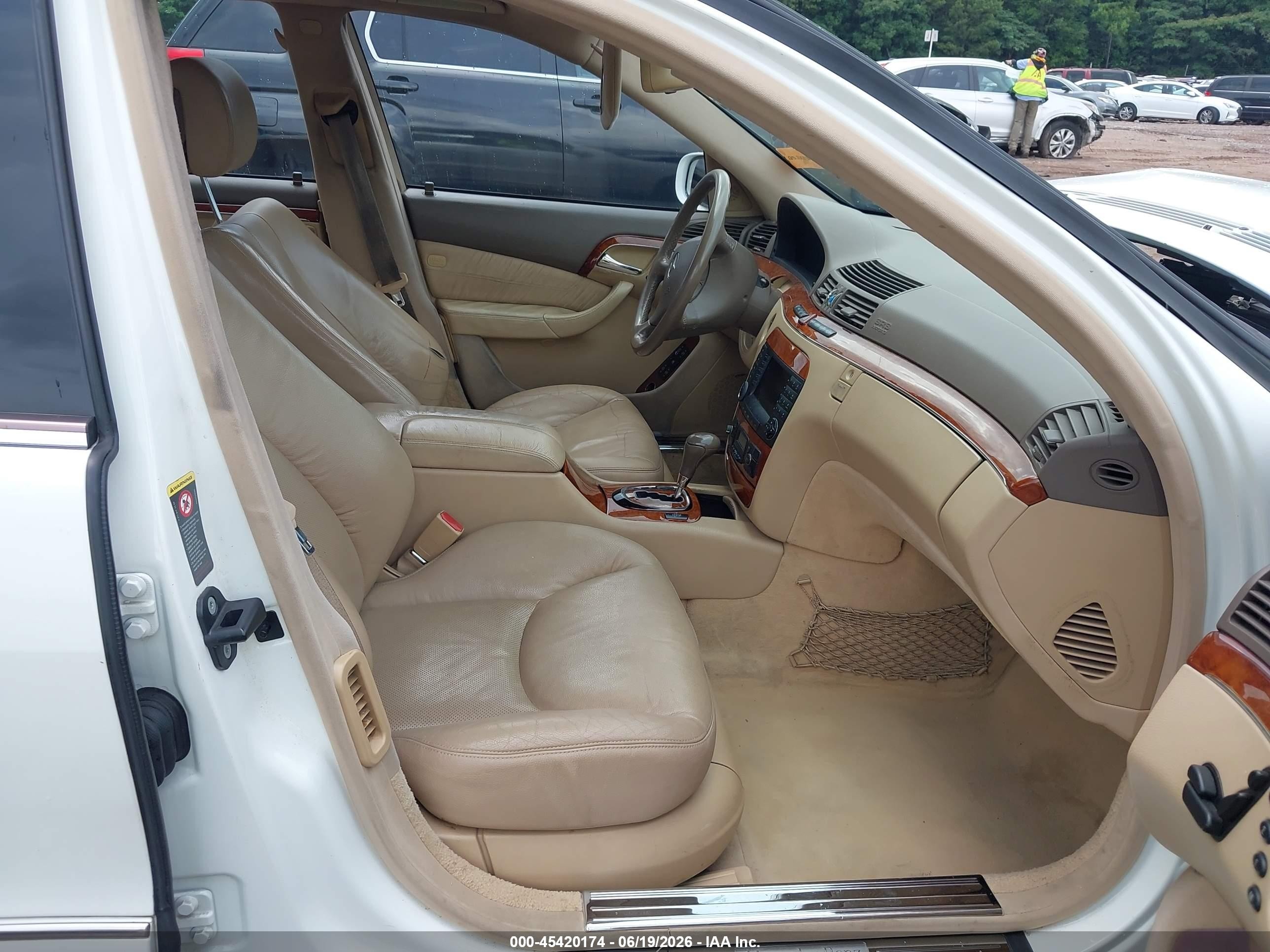 2005 Mercedes-benz S 430   White vin: WDBNG70J05A449889