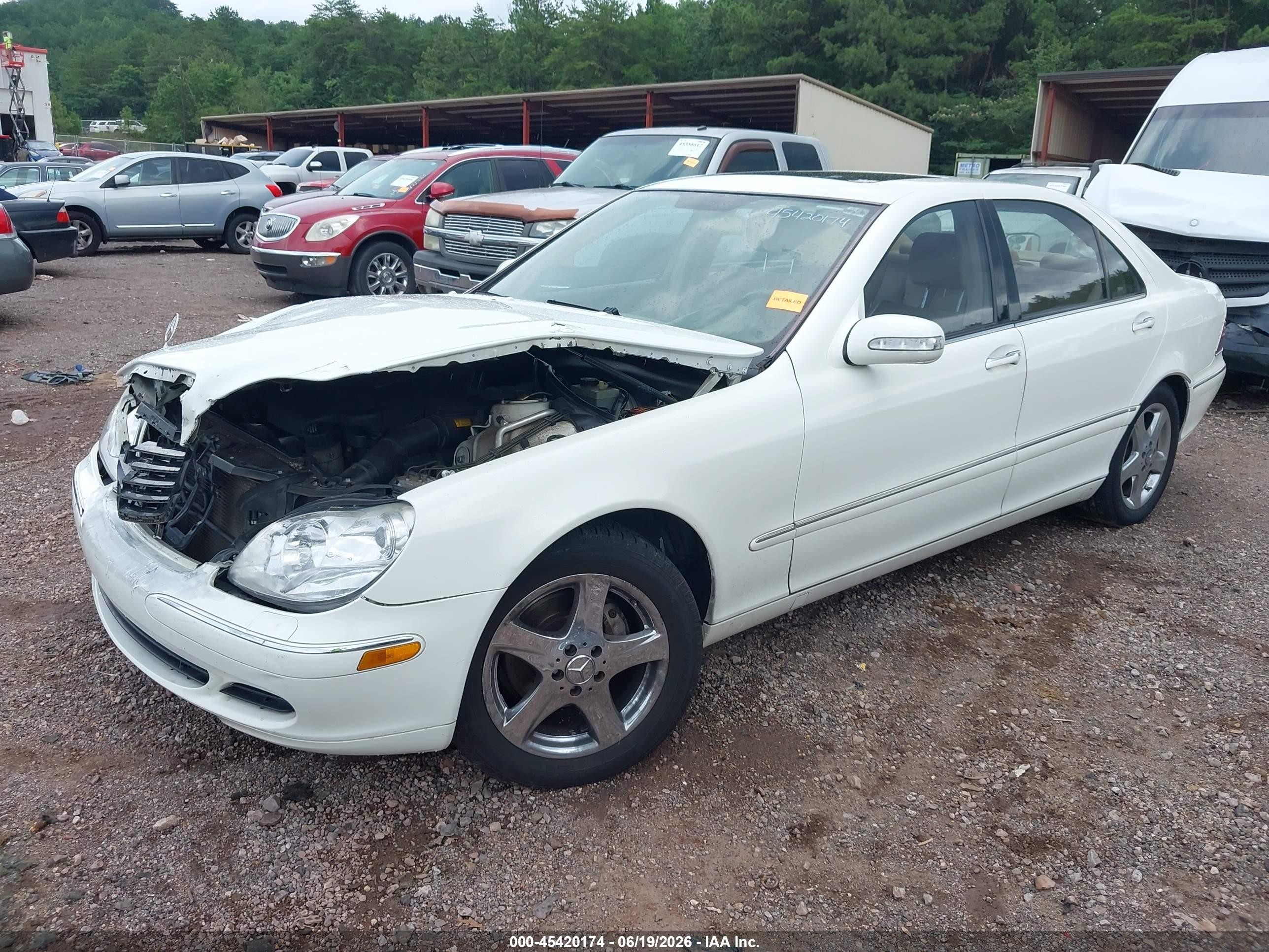 2005 Mercedes-benz S 430   White vin: WDBNG70J05A449889