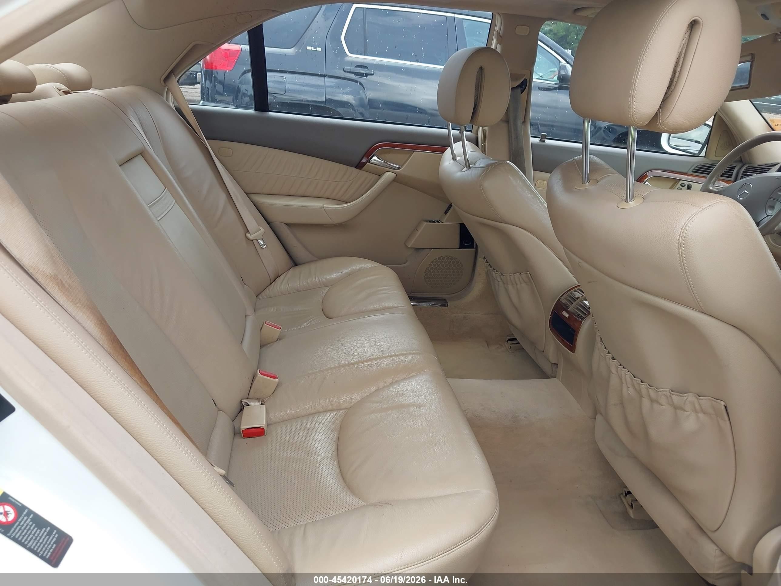 2005 Mercedes-benz S 430   White vin: WDBNG70J05A449889