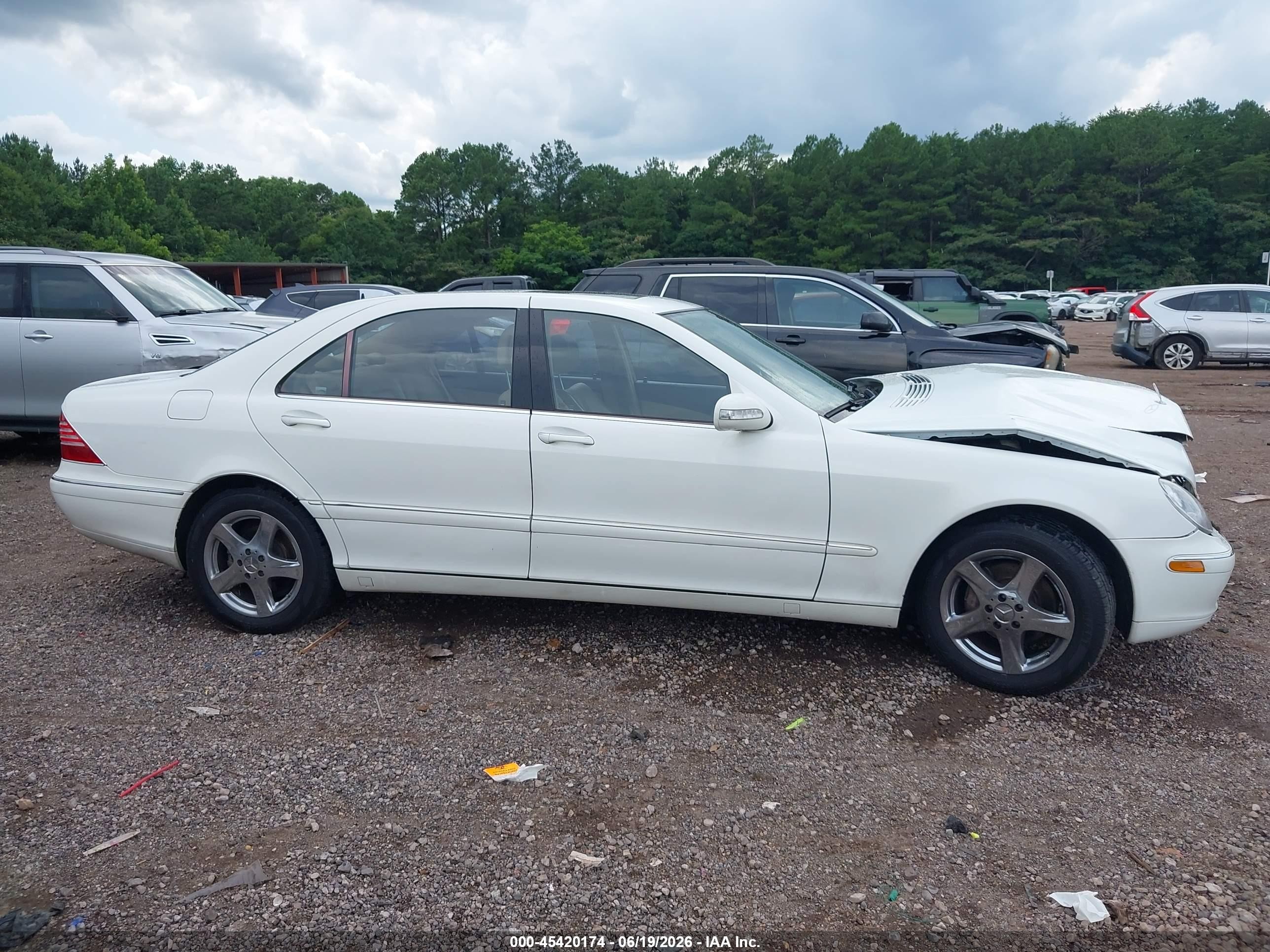 2005 Mercedes-benz S 430   White vin: WDBNG70J05A449889