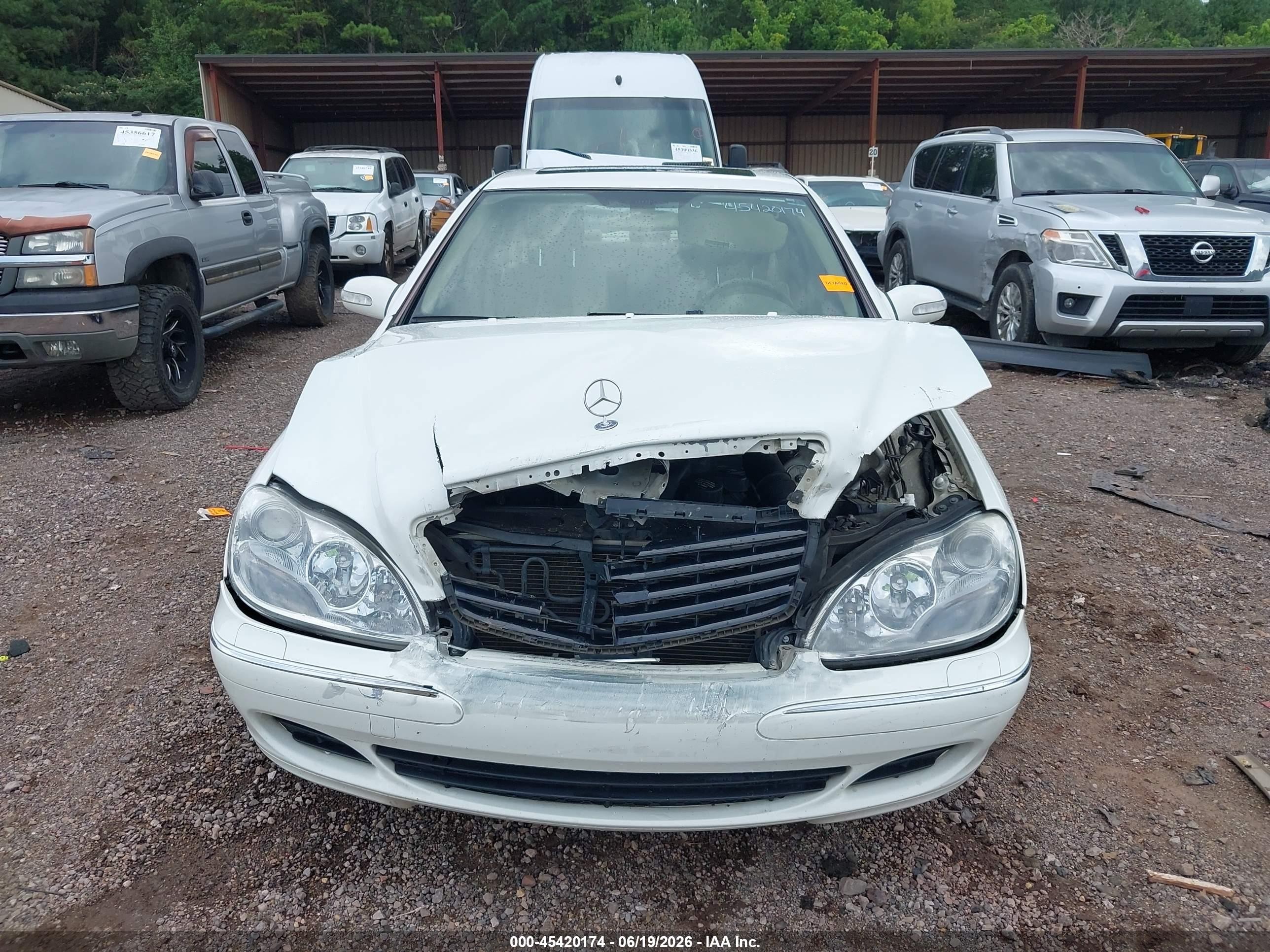 2005 Mercedes-benz S 430   White vin: WDBNG70J05A449889